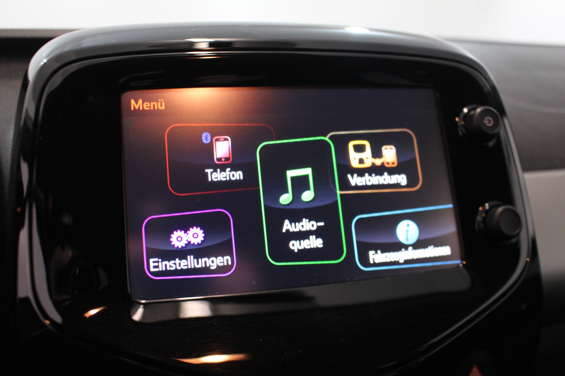 CITROEN C1 1.2 PureTech Shine-image-15