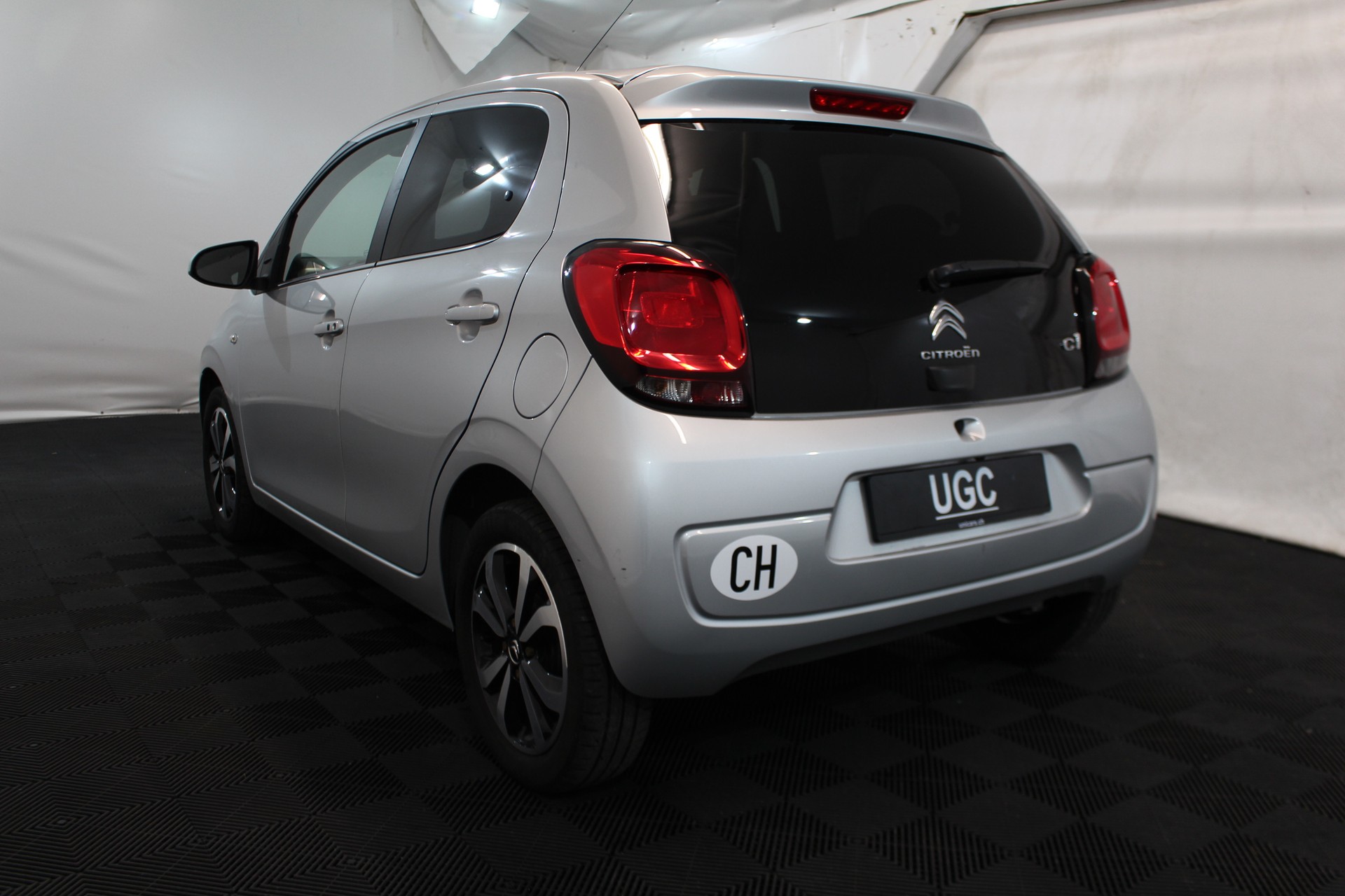 CITROEN C1 1.2 PureTech Shine-showroom-element-3