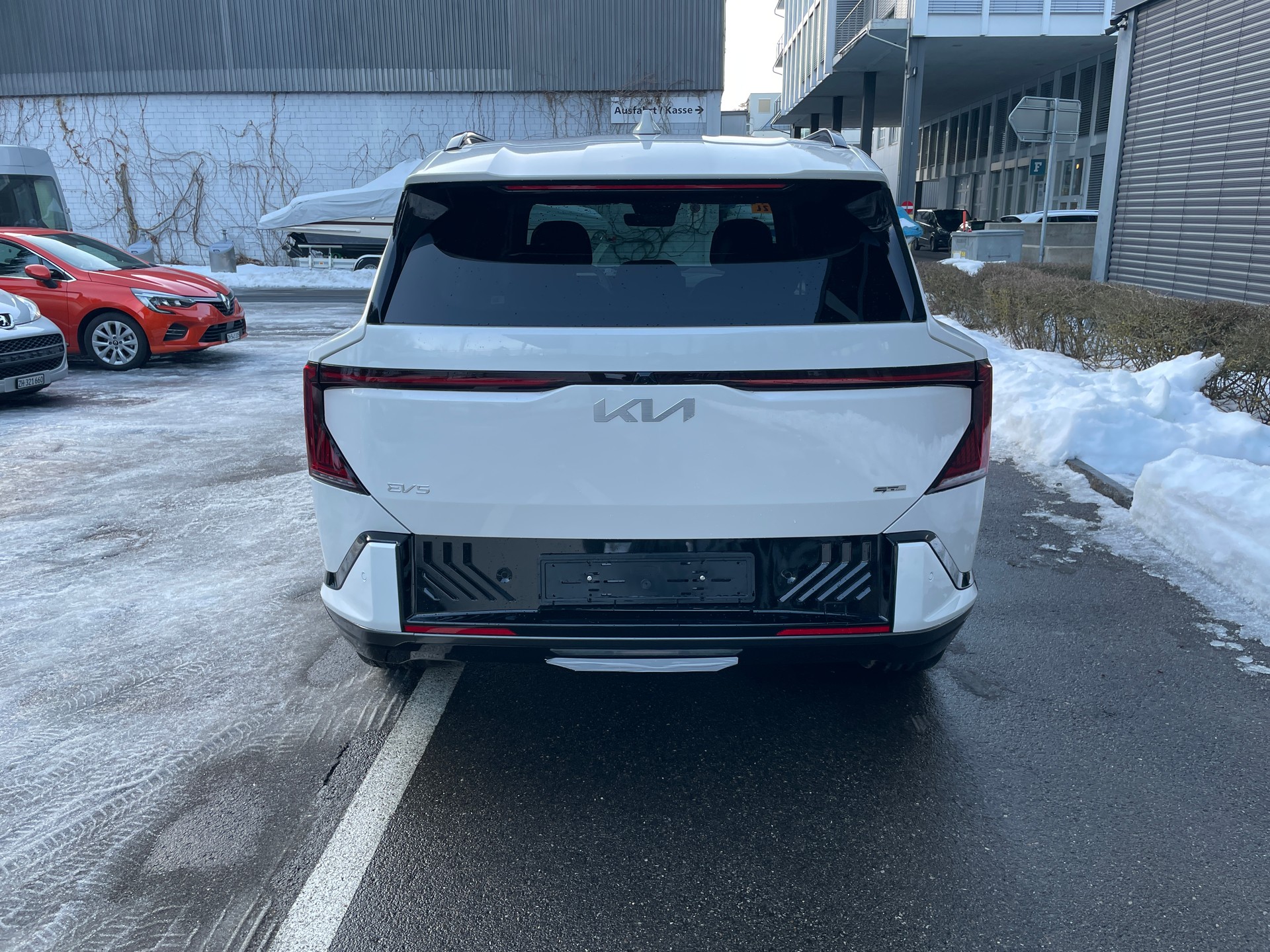 KIA EV5 81,4 kWh GT-Line mit GT-Line Pack und Panorama Dach-image-5