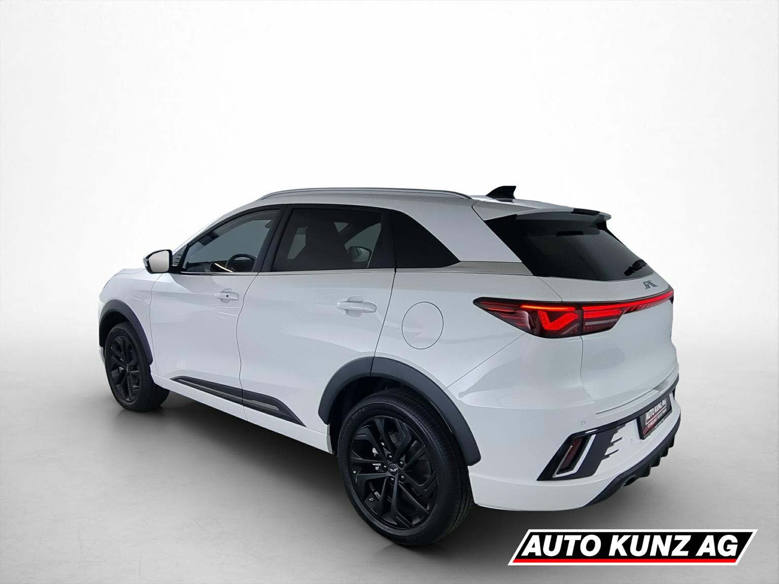 JAC JS6 PHEV-showroom-element-3