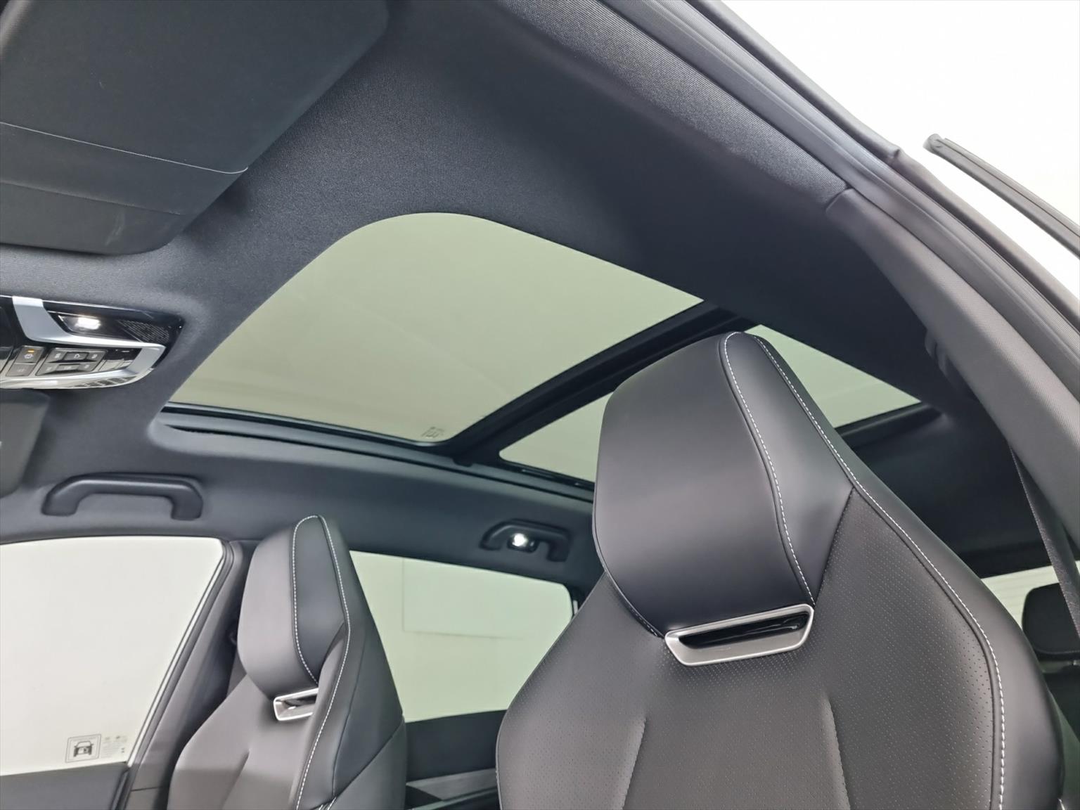 JAC JS6 PHEV-image-9