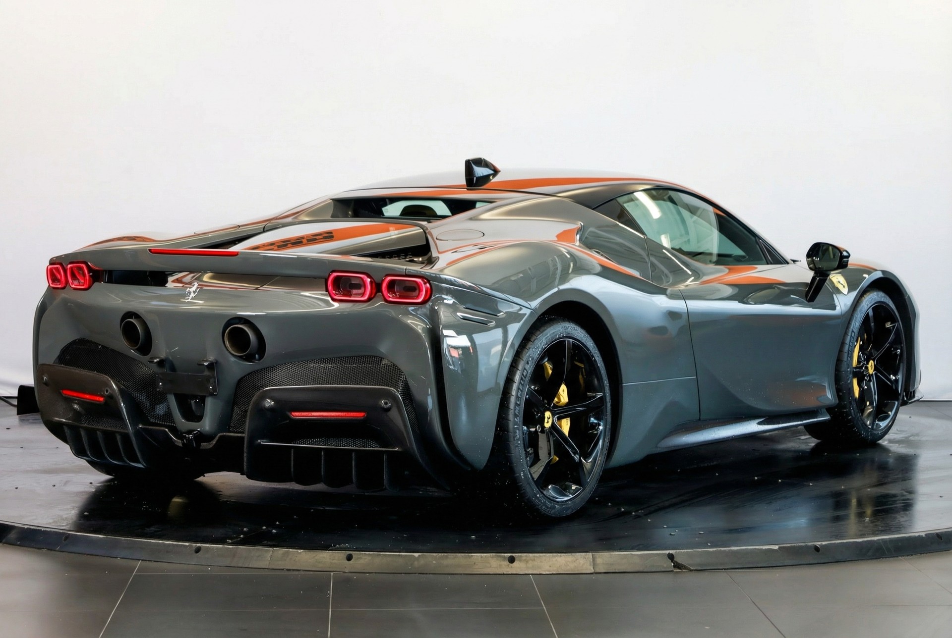 FERRARI SF90 Stradale 'Ferrari Historical Colours'-image-5