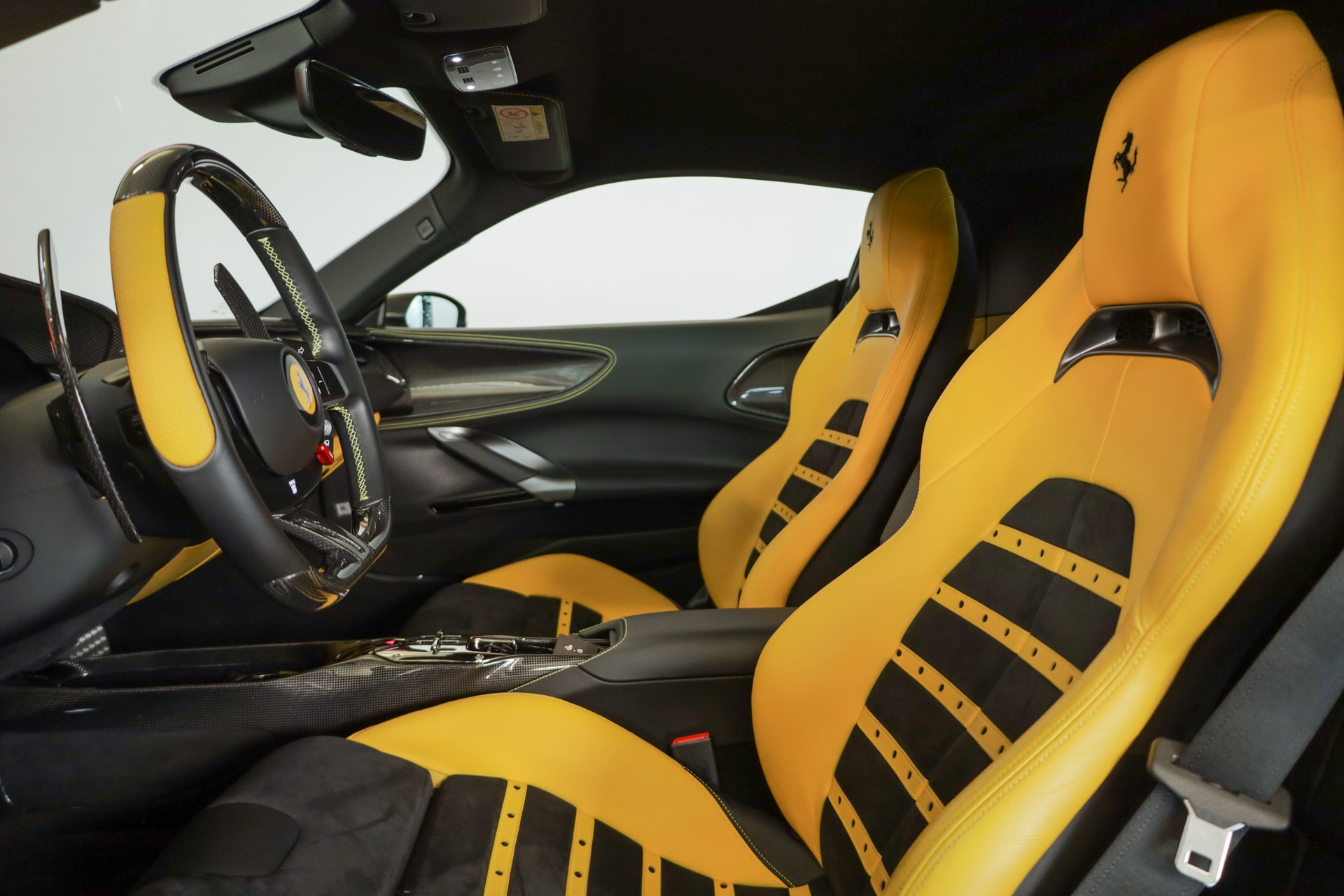 FERRARI SF90 Stradale 'Ferrari Historical Colours'-image-10