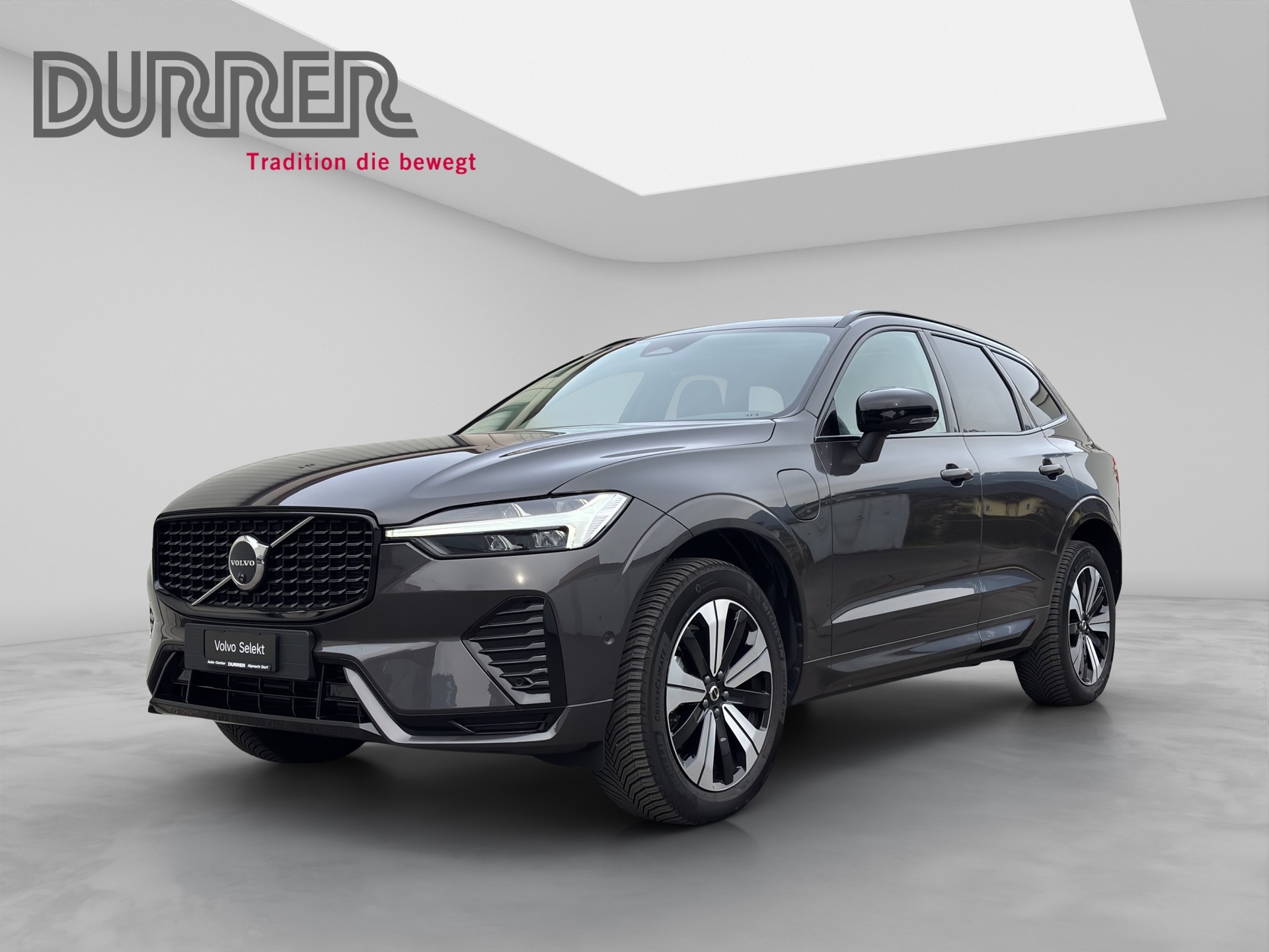 VOLVO XC60 2.0 T6 TE Plus Dark eAWD