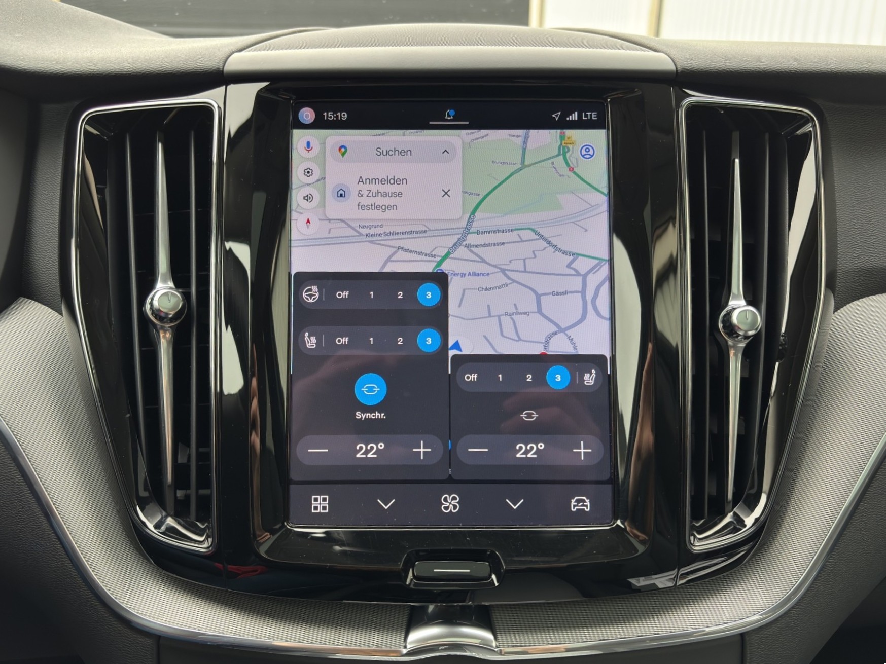VOLVO XC60 2.0 T6 TE Plus Dark eAWD-image-16