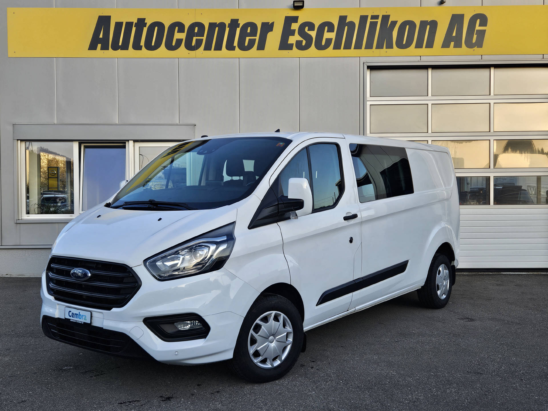 FORD Transit Custom Van 300 L2 2.0 TDCi 130 Trend * 6-Plätzer * Klima * AHK * Navi * Rückfahrkamera *