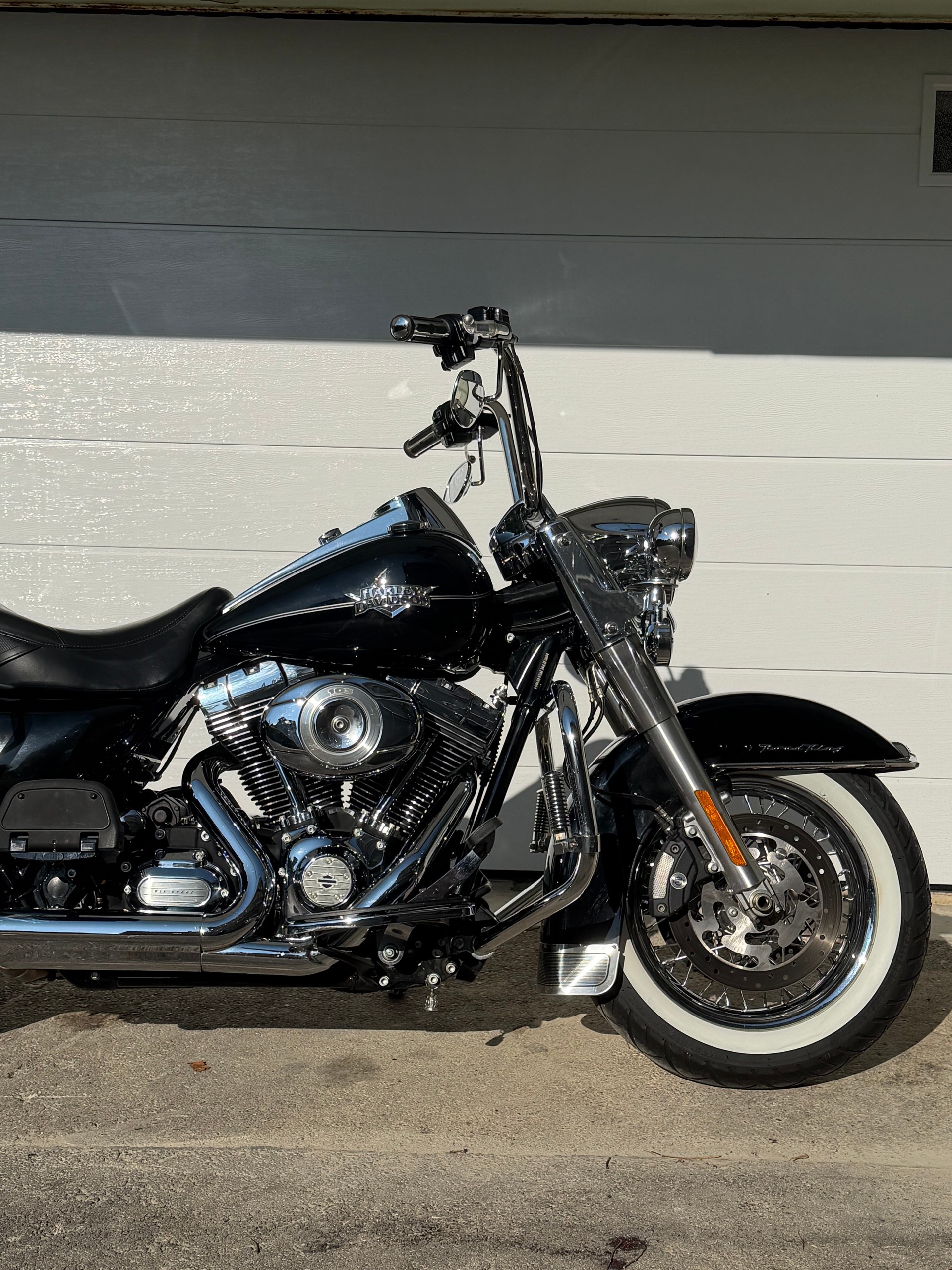 HARLEY-DAVIDSON FLHRC Road King Classic 103 ABS-image-4