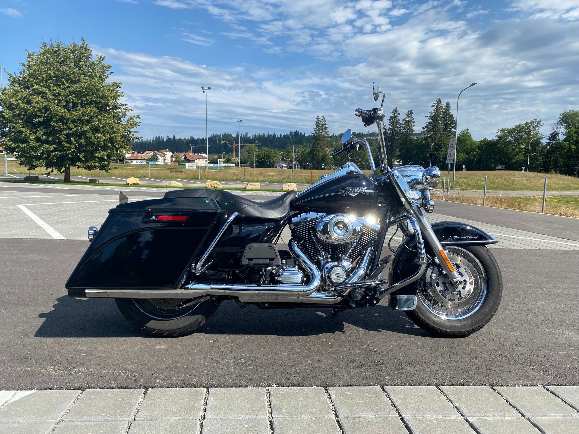 HARLEY-DAVIDSON FLHRC Road King Classic 103 ABS-image-6