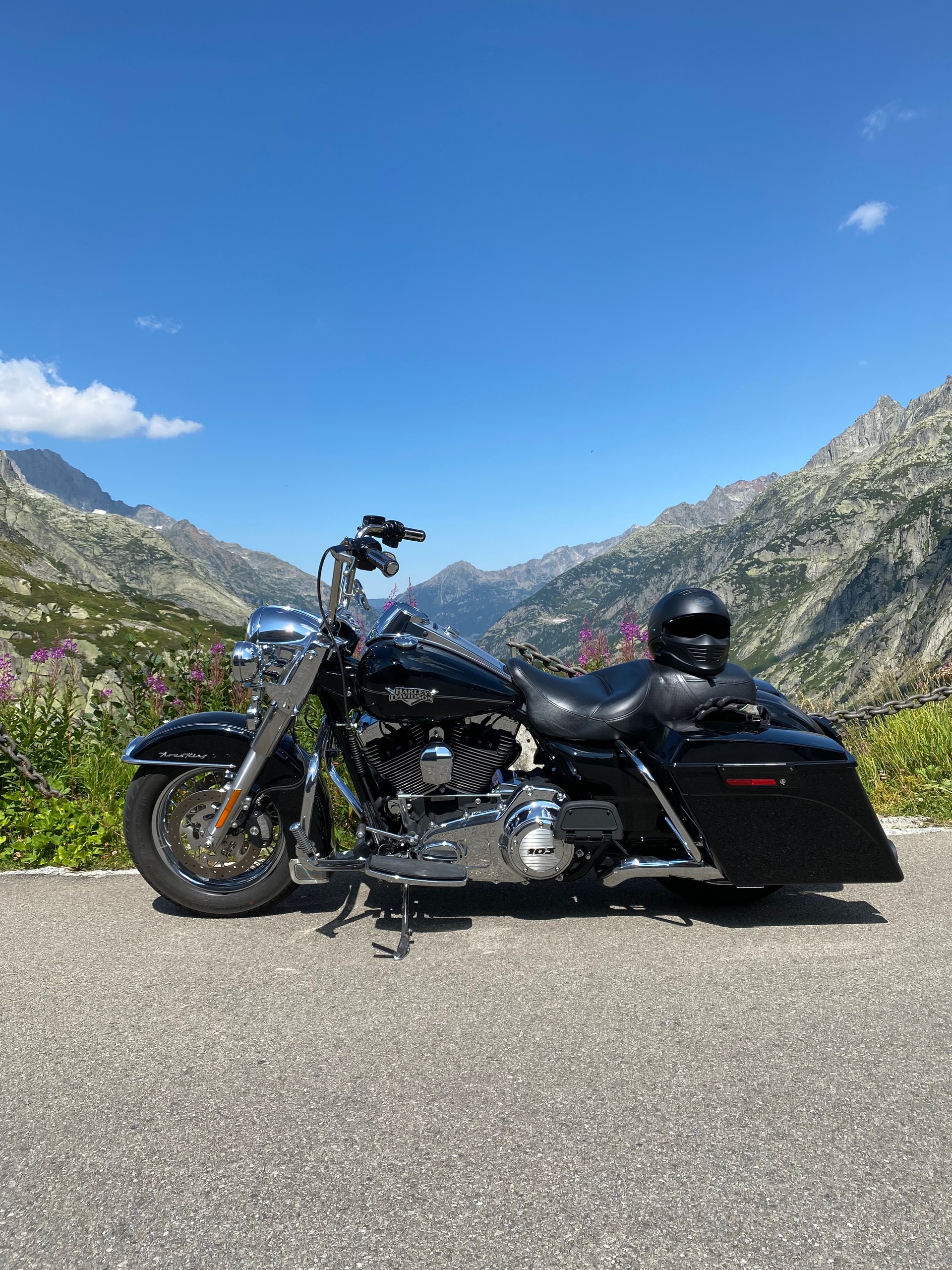 HARLEY-DAVIDSON FLHRC Road King Classic 103 ABS-image-3