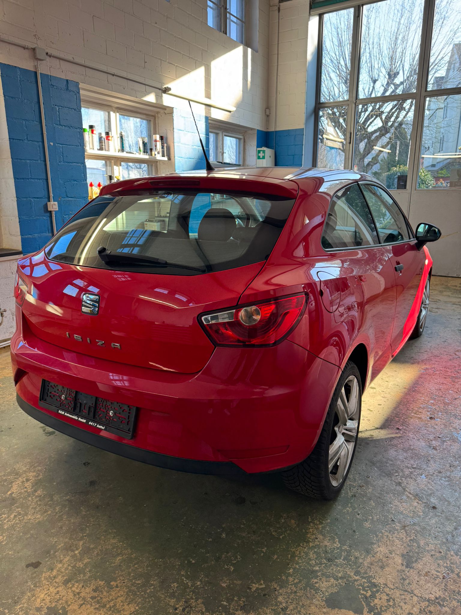 SEAT Ibiza SC 1.2 Entry-image-2