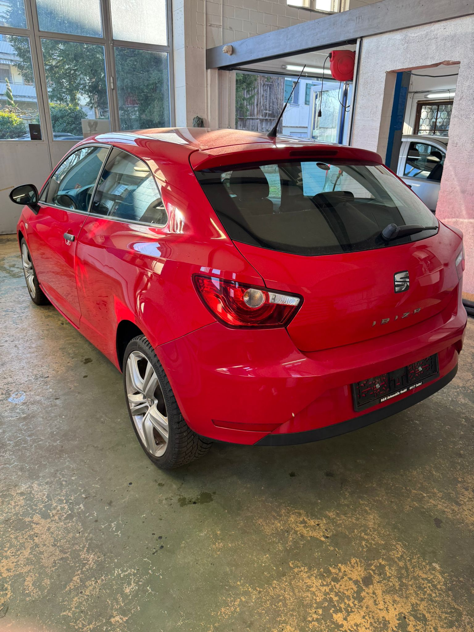 SEAT Ibiza SC 1.2 Entry-image-3