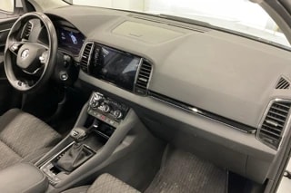 SKODA Karoq 2.0 TDI CR Style 4x4 DSG-image-4
