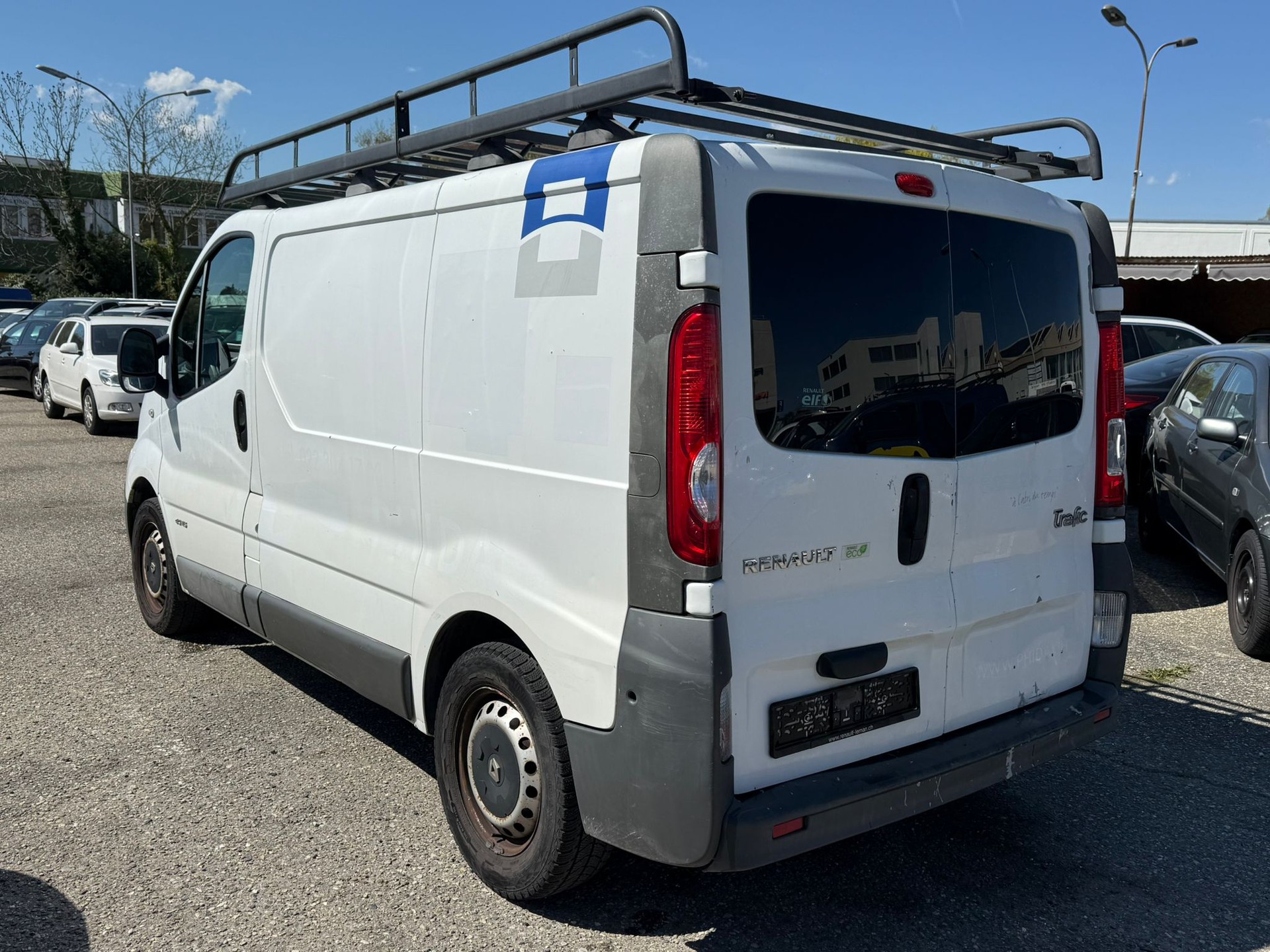 RENAULT Trafic 2.0 dCi 115 2.9t L1H1-image-6