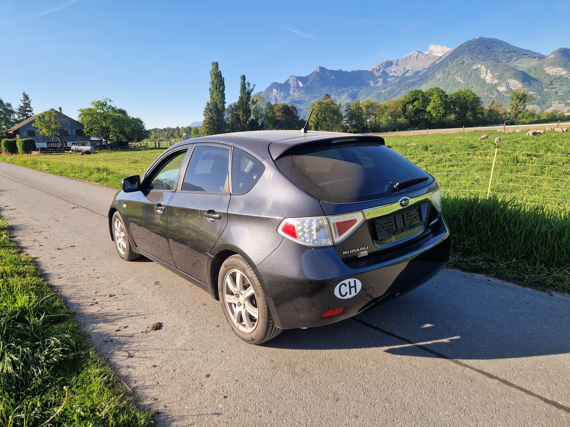 SUBARU Impreza 1.5R Swiss Special-image-5