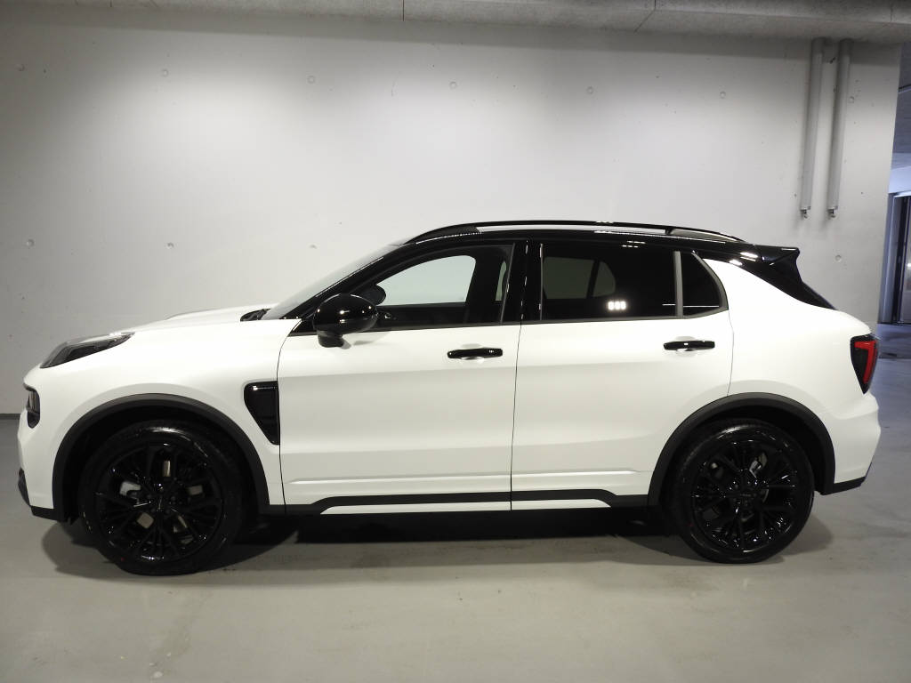 LYNK & CO 01 1.5 PHEV More-showroom-element-2