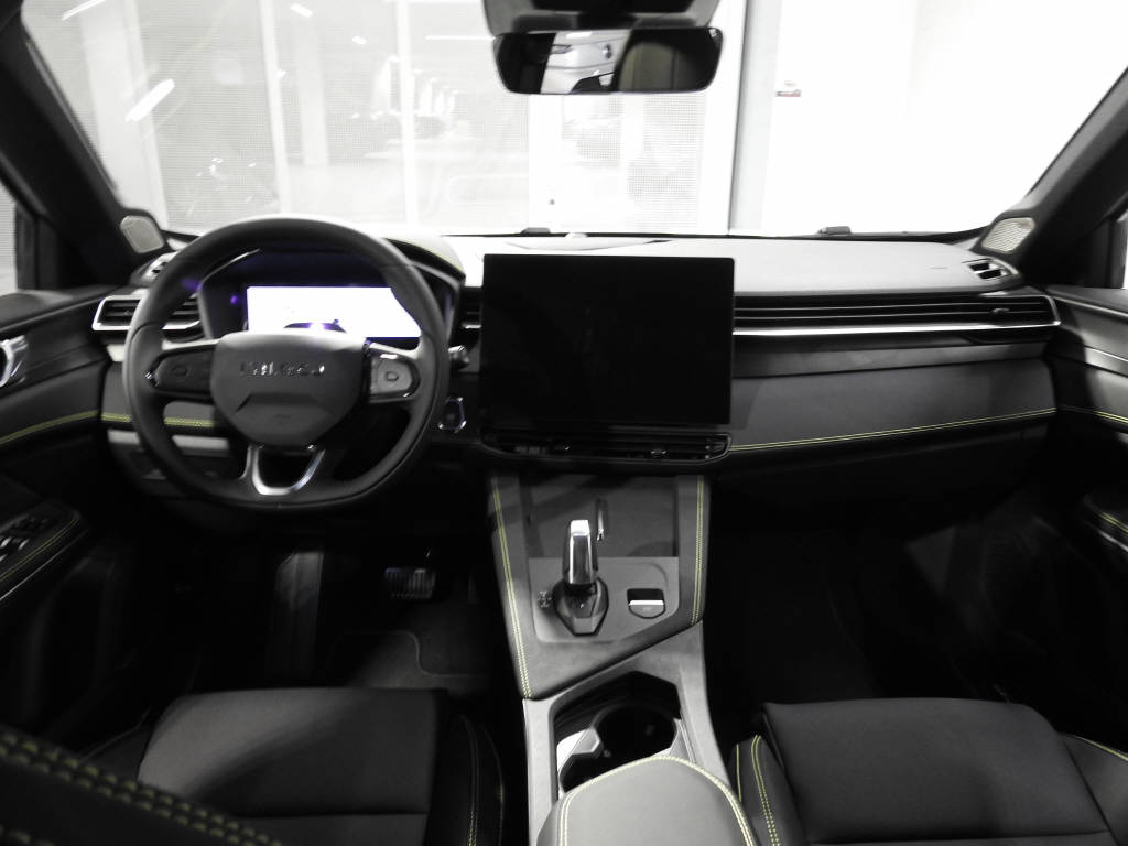 LYNK & CO 01 1.5 PHEV More-image-15