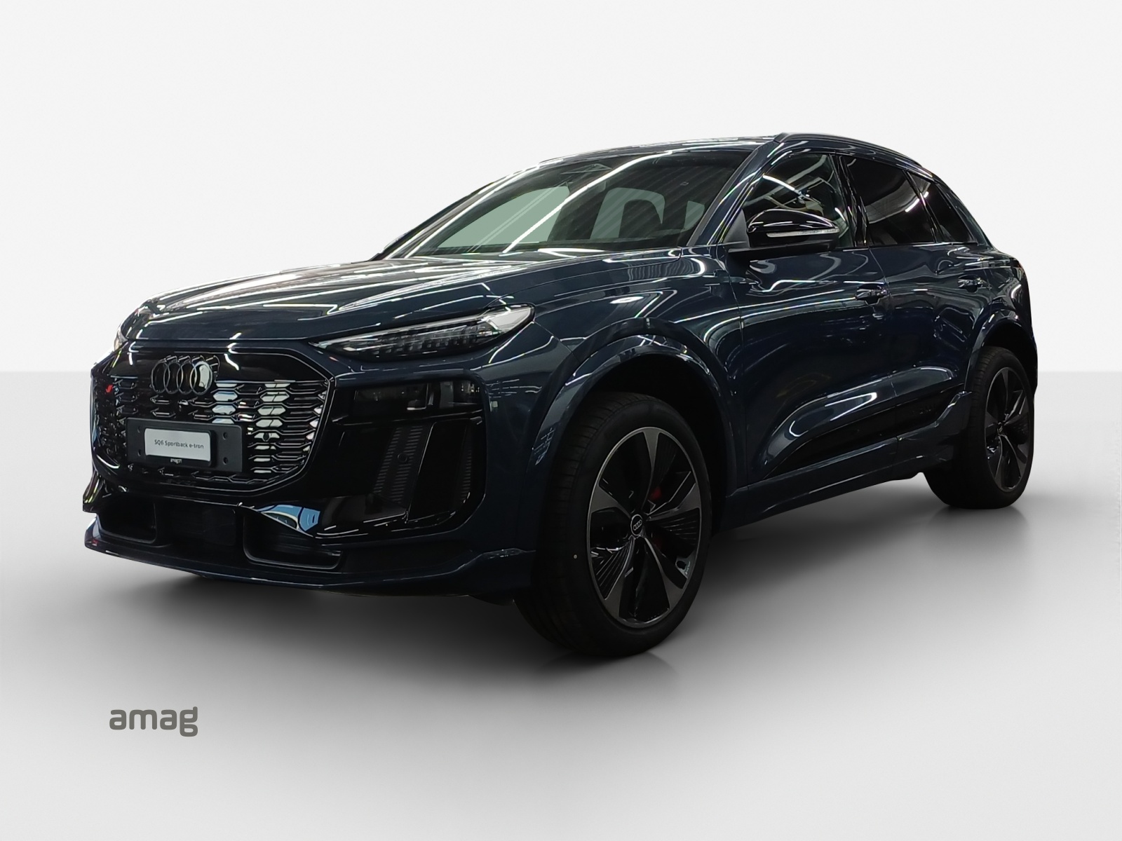 AUDI SQ6 e-tron quattro