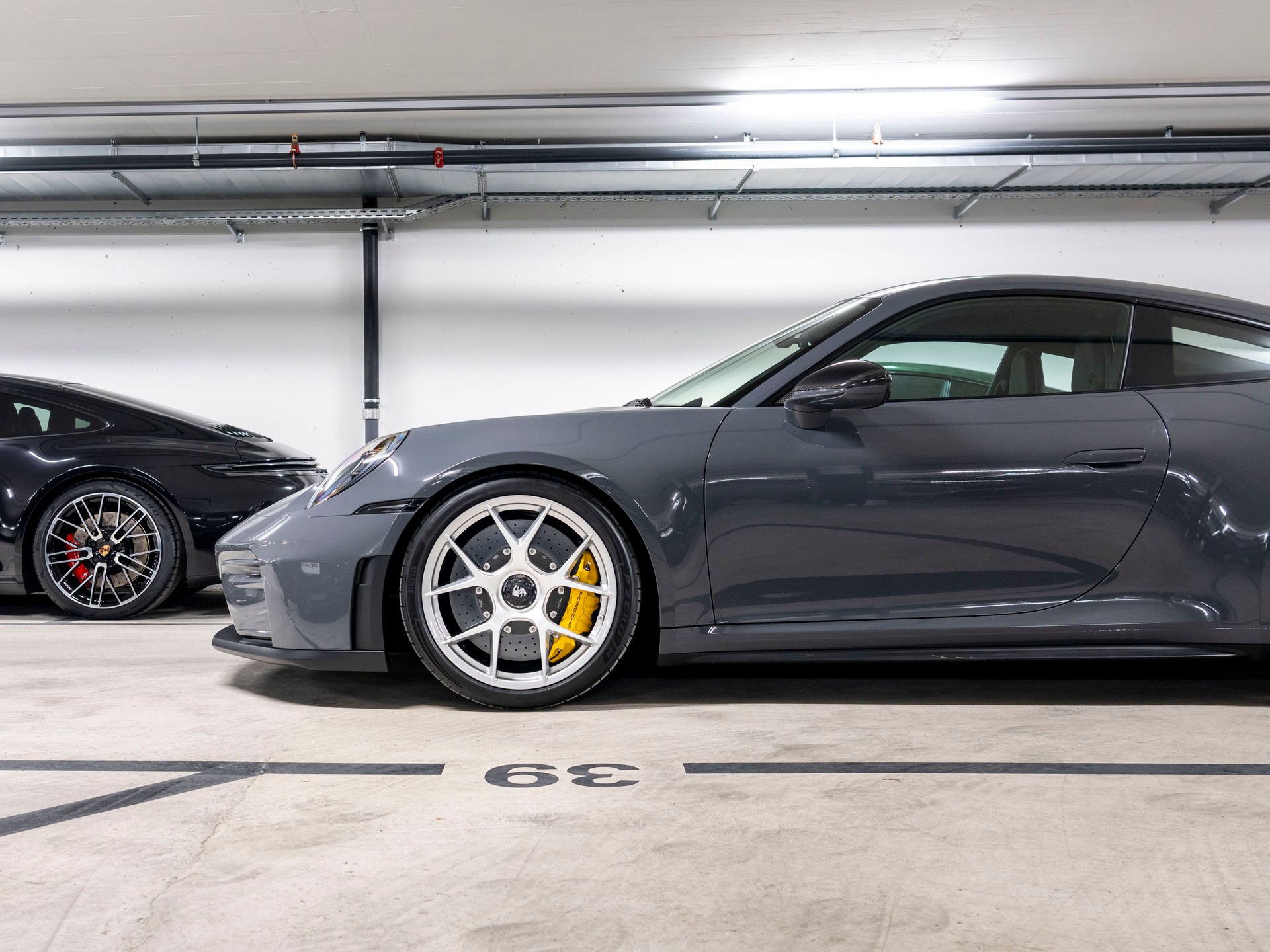 PORSCHE 911 GT3 Touring PDK-image-7