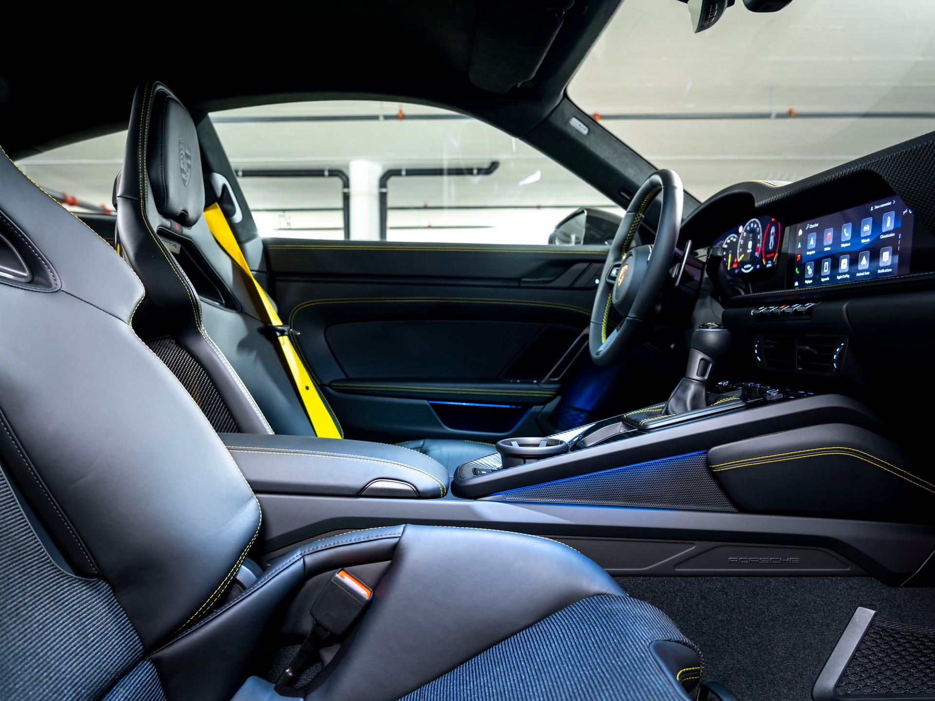 PORSCHE 911 GT3 Touring PDK-image-15