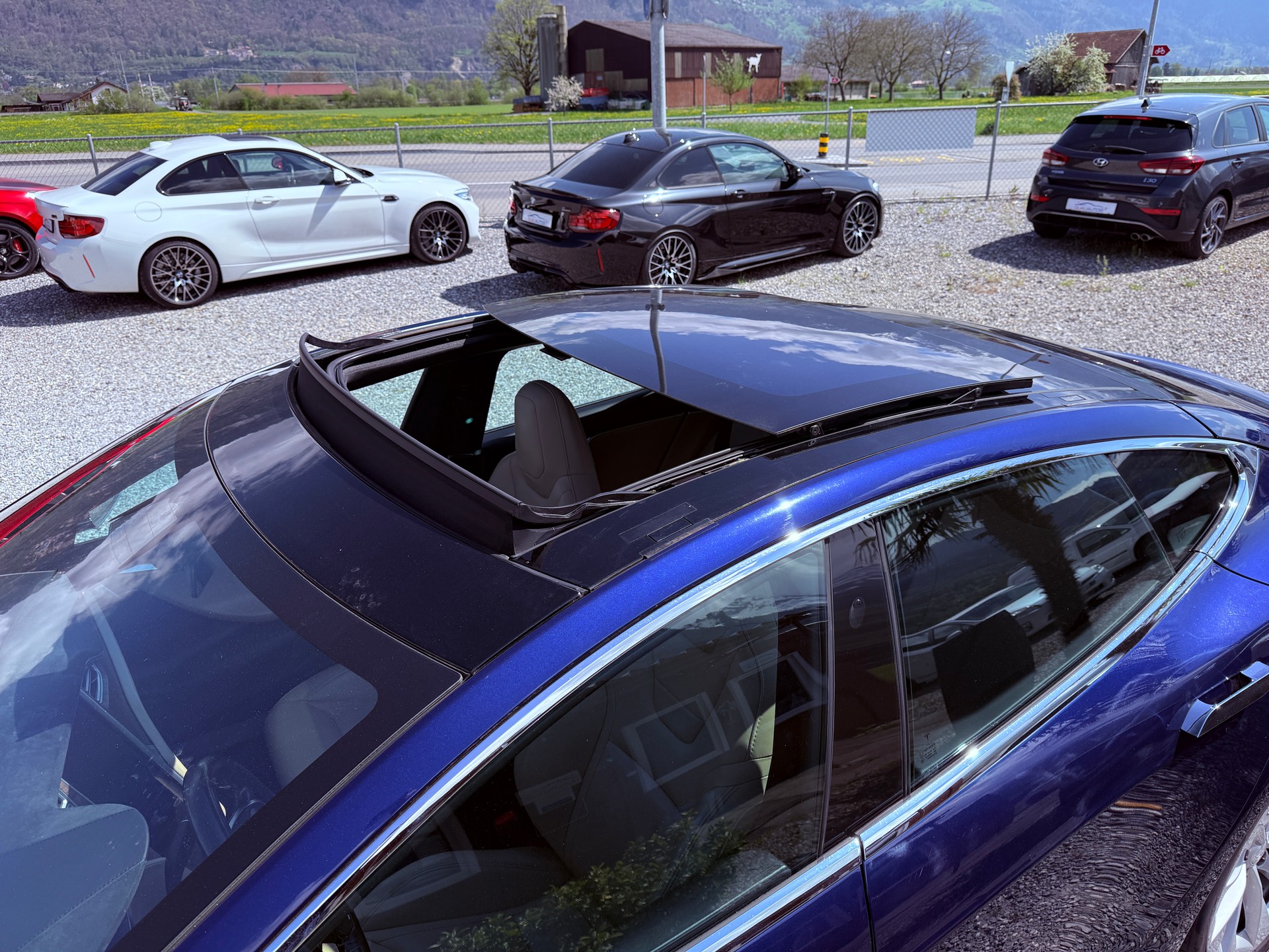 TESLA Model S 90 Facelift * HW3 * free Supercharger übertragbar * free connectivity * CCS * 1. Hand * SoH 85.9% *-image-12