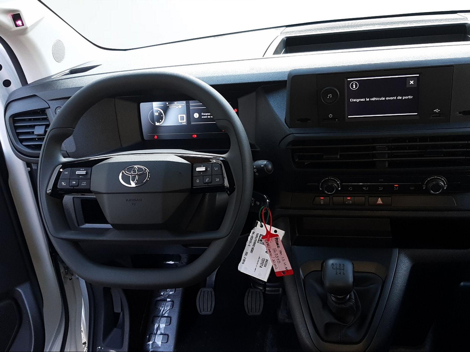 TOYOTA PROACE Van L1 1.5 D Active-image-4