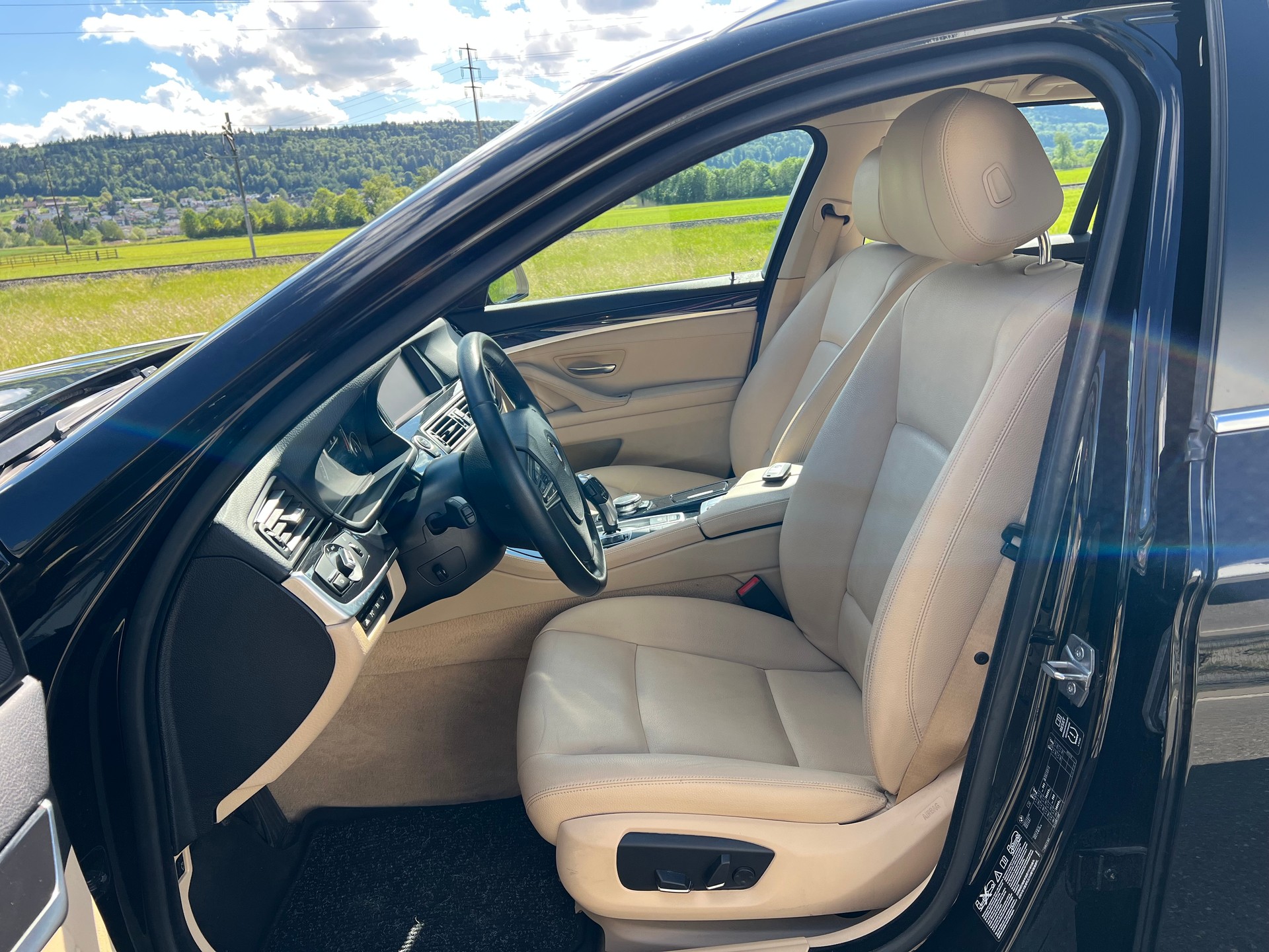 BMW 530d Touring xDrive Steptronic-image-20