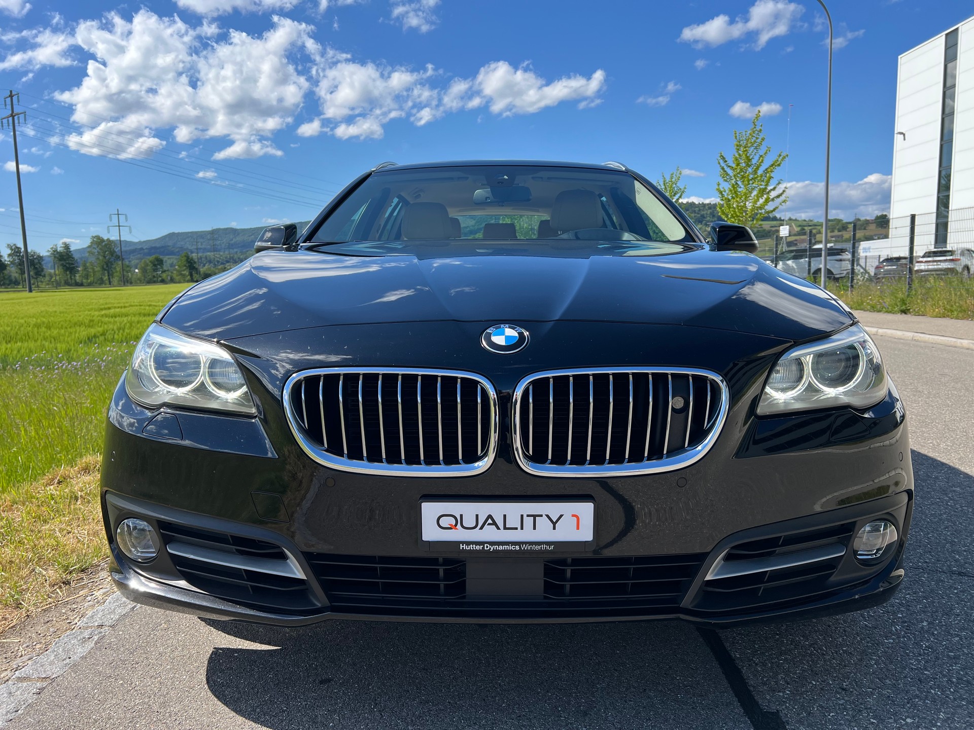 BMW 530d Touring xDrive Steptronic-showroom-element-2