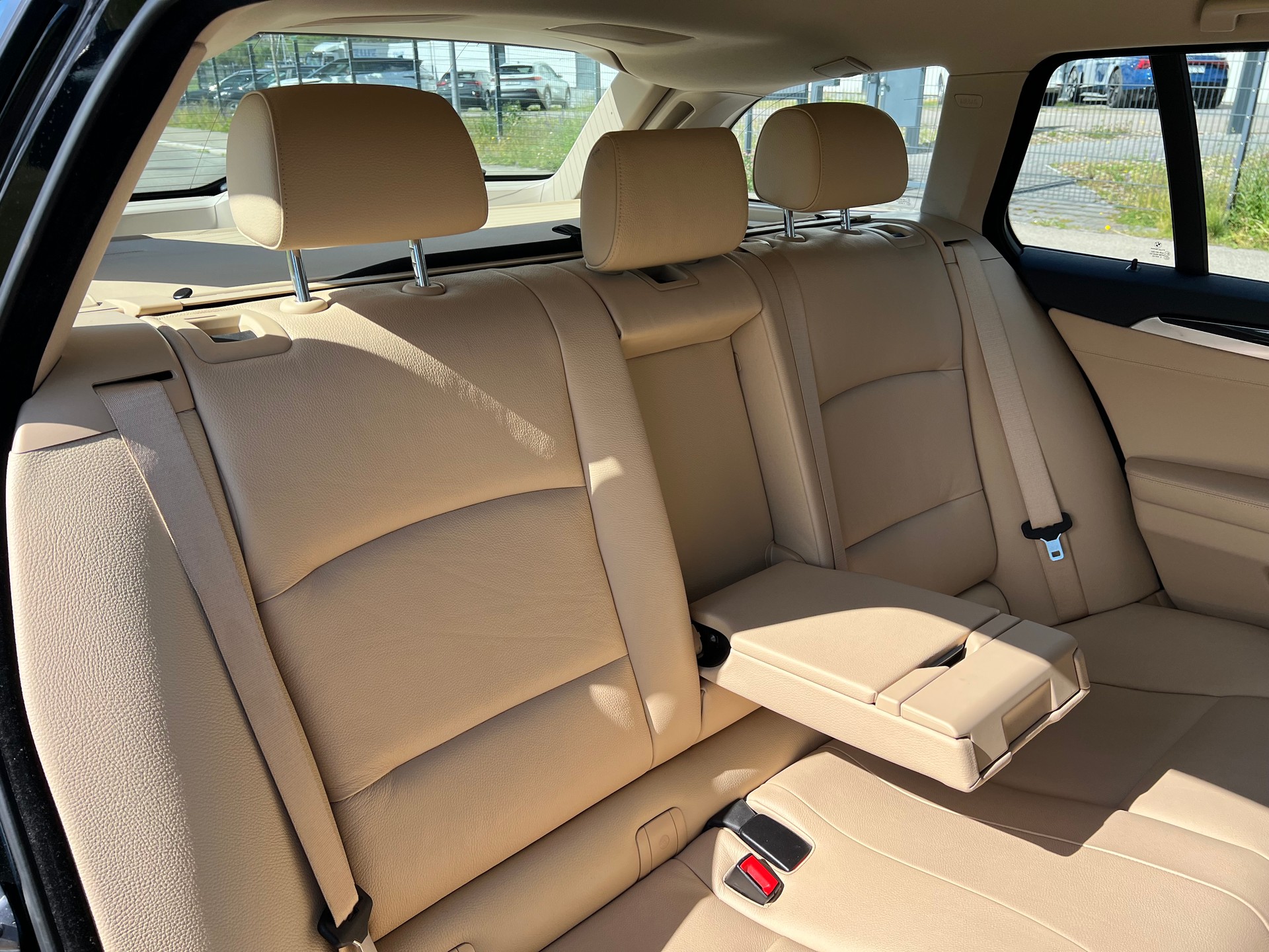 BMW 530d Touring xDrive Steptronic-image-24