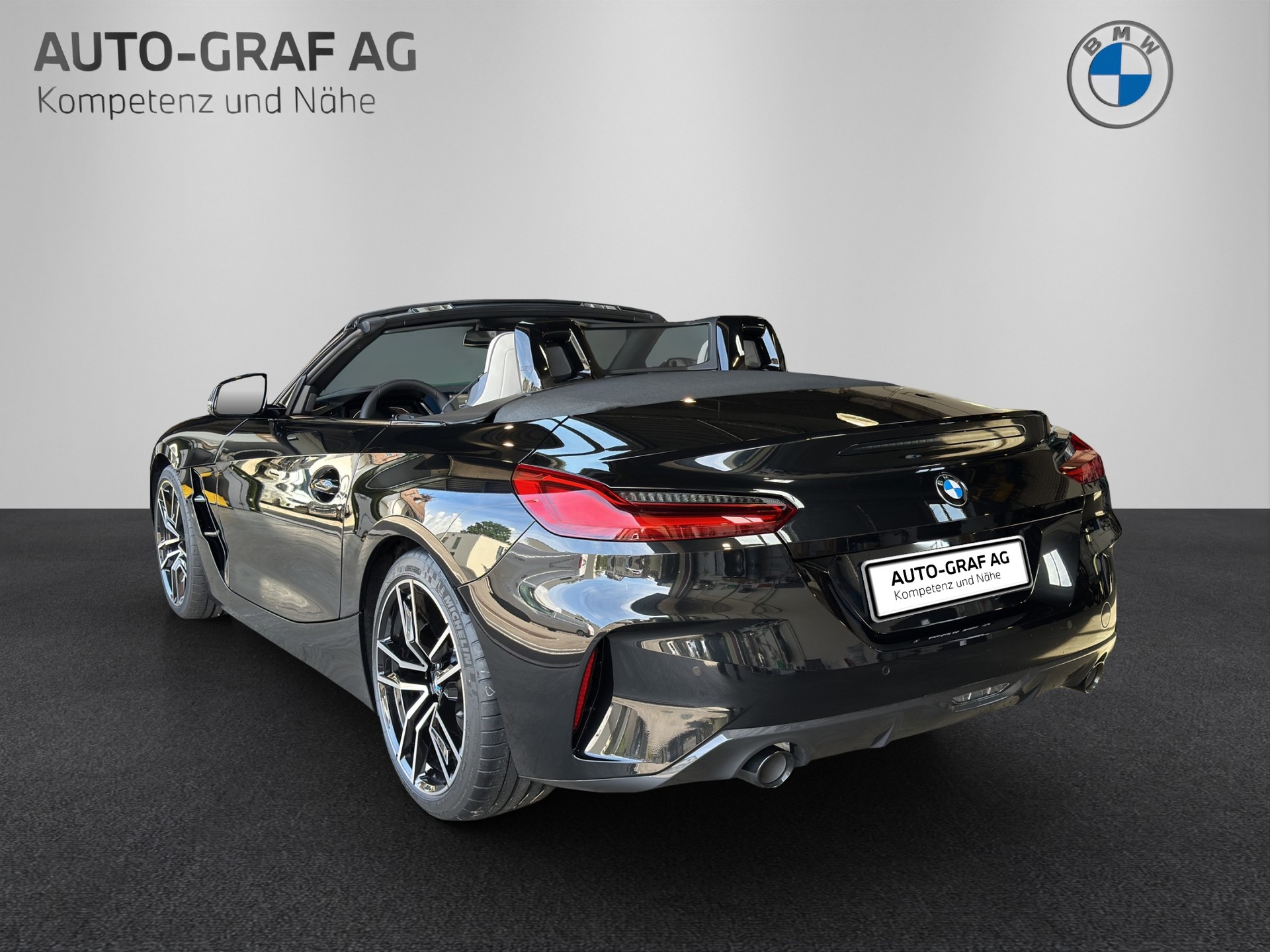 BMW Z4 sDrive 20i M Sport Steptronic-showroom-element-2