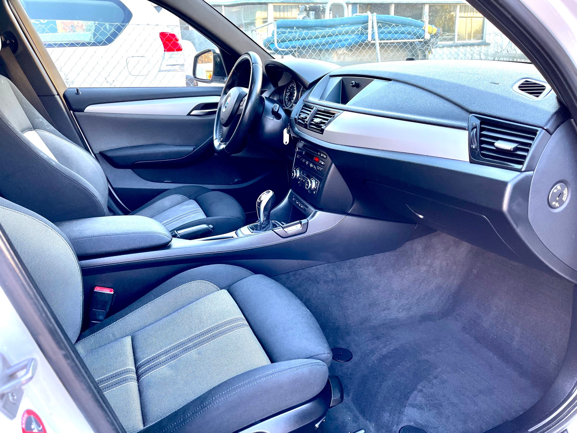 BMW X1 xDrive 18d Steptronic-image-21