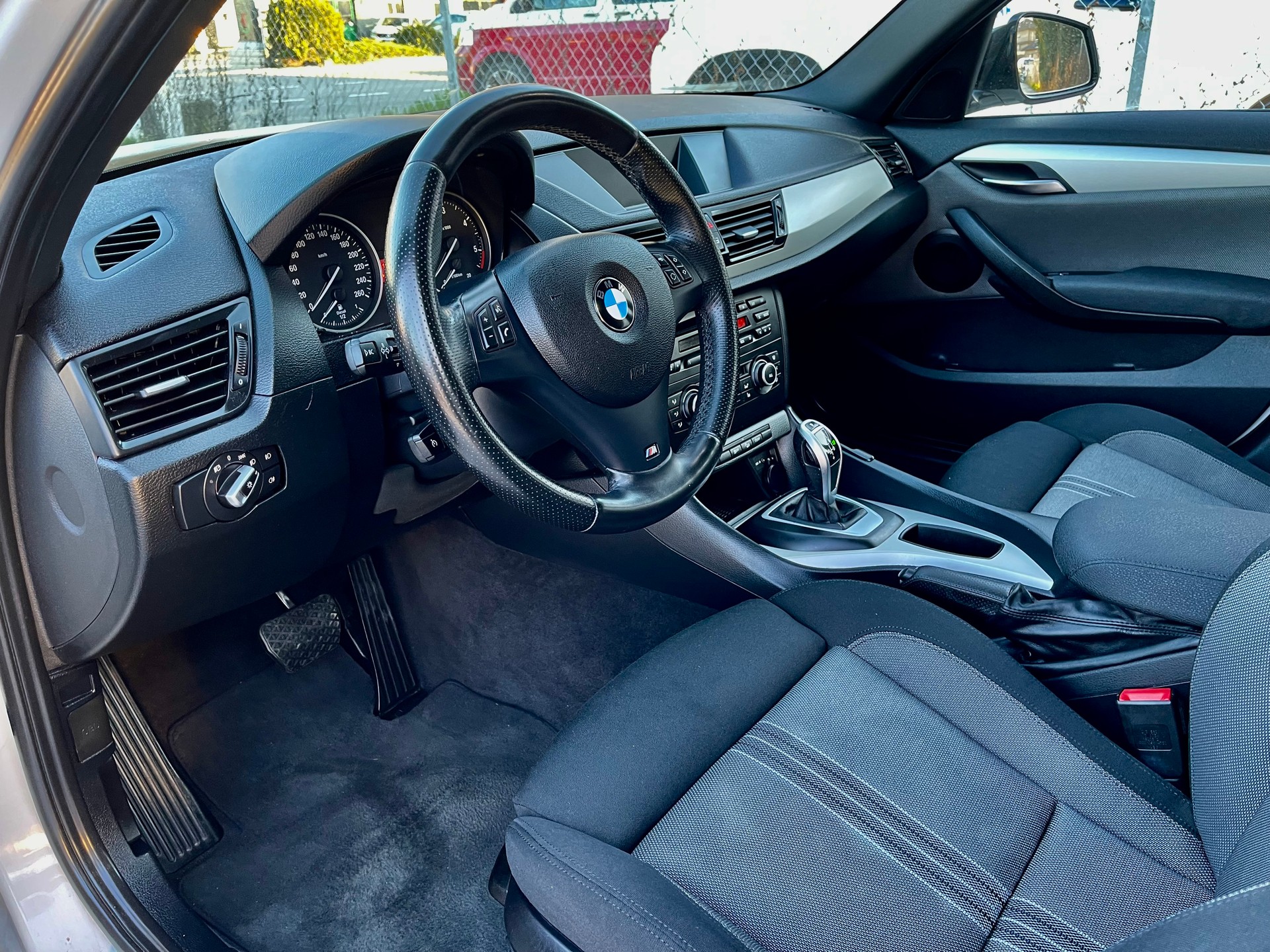 BMW X1 xDrive 18d Steptronic-image-5