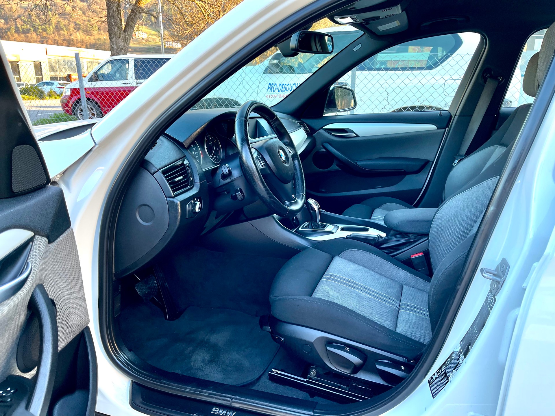 BMW X1 xDrive 18d Steptronic-image-15