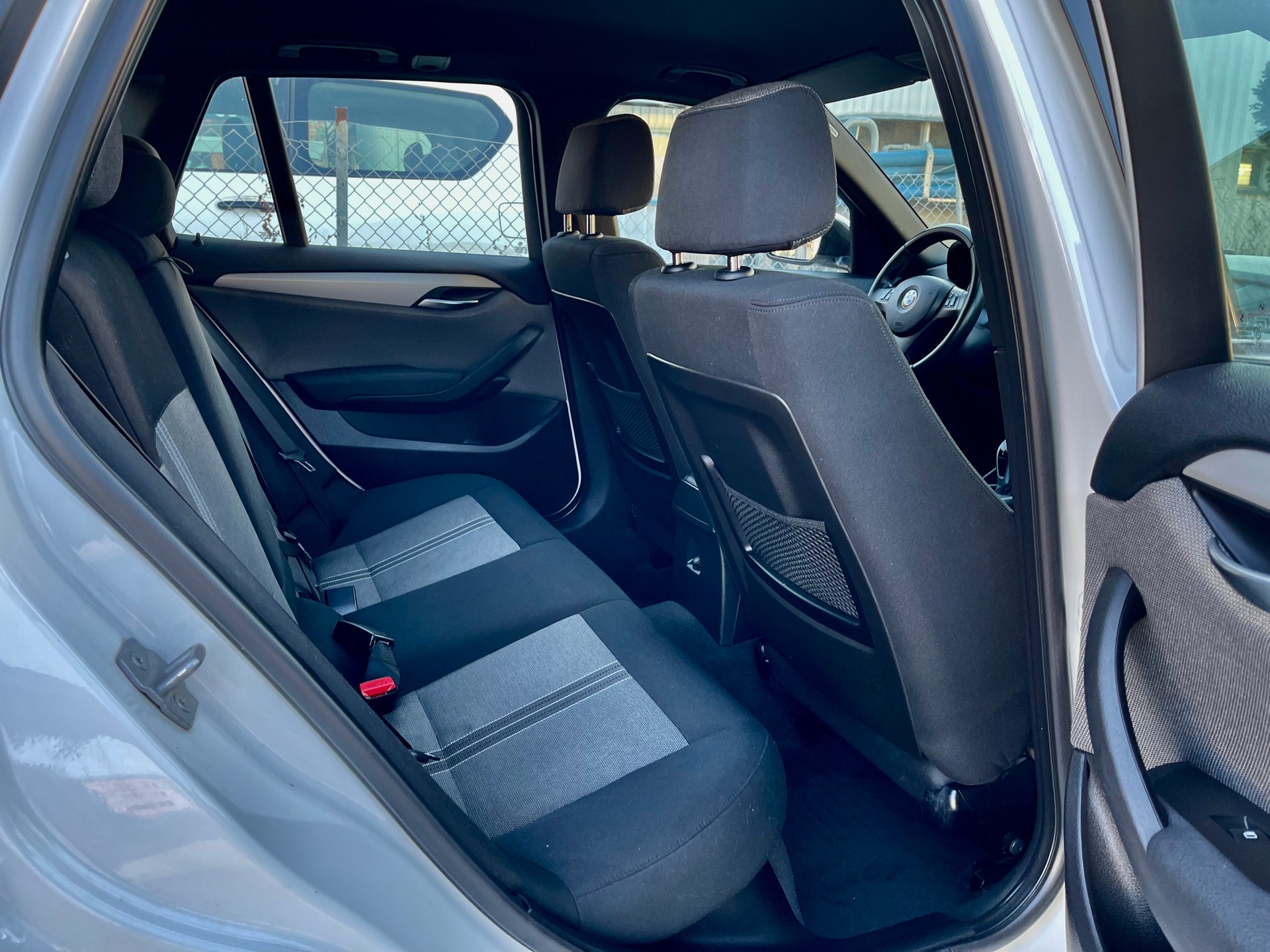 BMW X1 xDrive 18d Steptronic-image-24