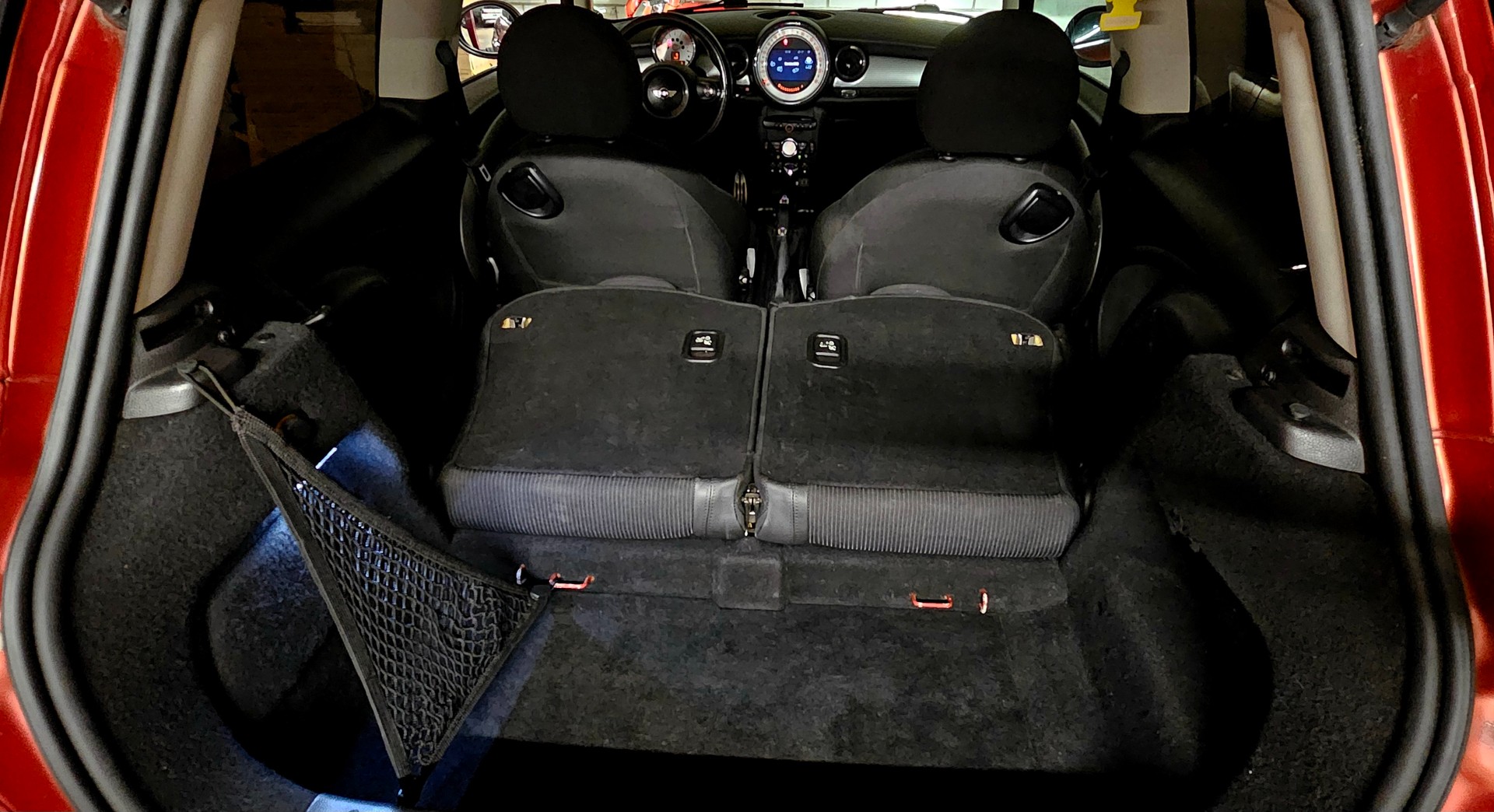 MINI 1.6i Cooper S-image-12