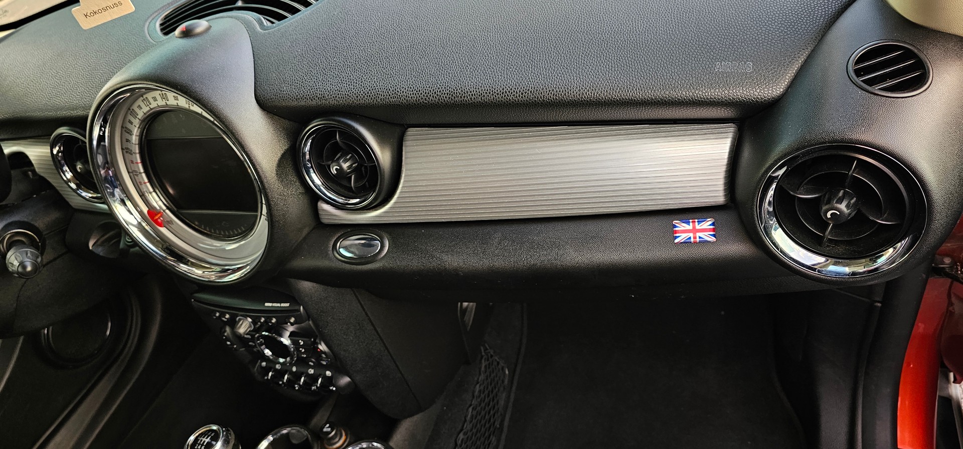 MINI 1.6i Cooper S-image-6