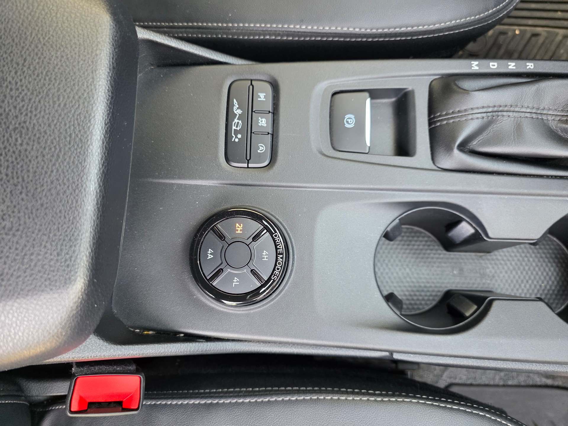 FORD Ranger TREMOR 2.0 Eco Blue 4x4 Automat-image-28