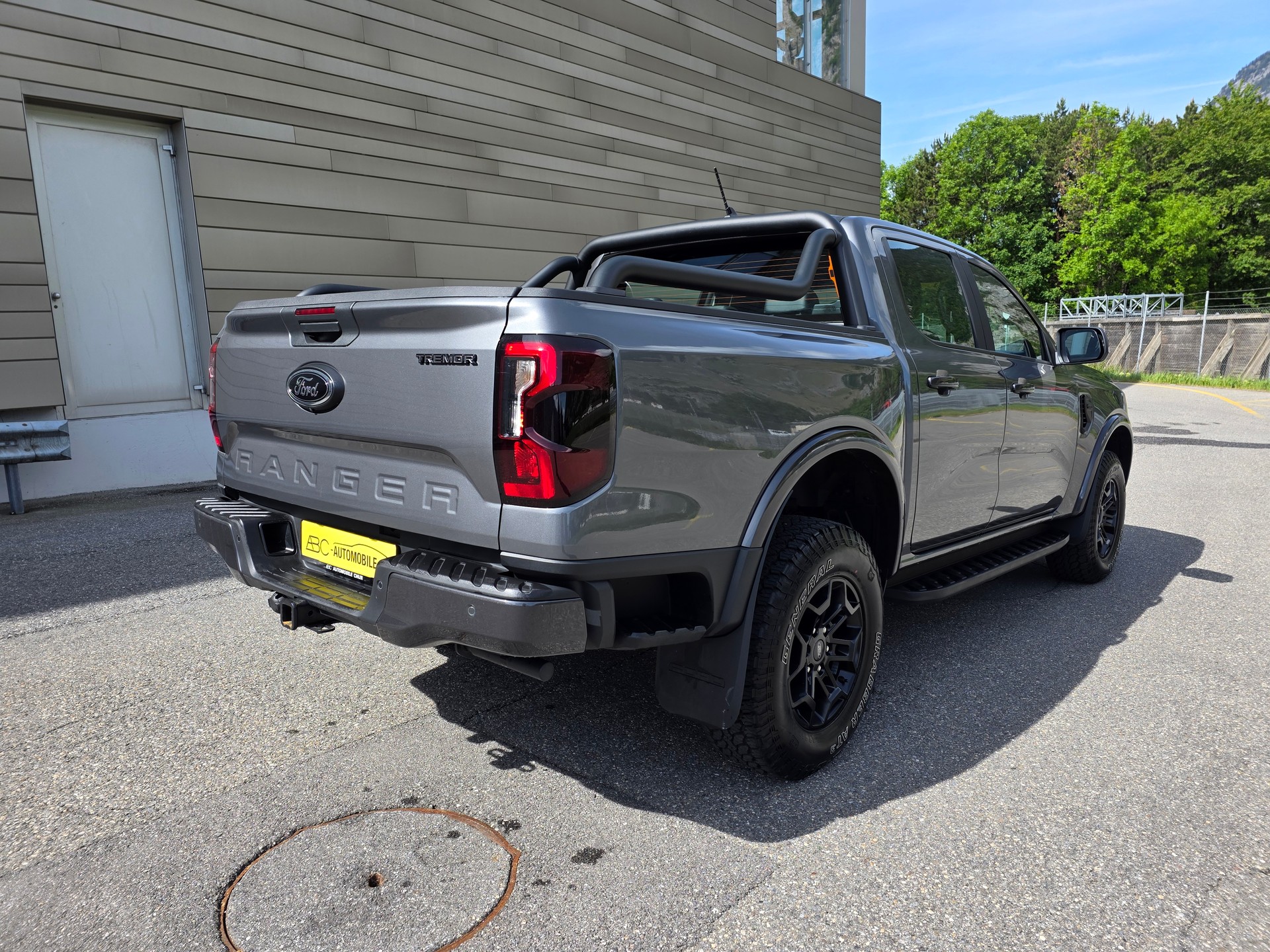 FORD Ranger TREMOR 2.0 Eco Blue 4x4 Automat-image-11