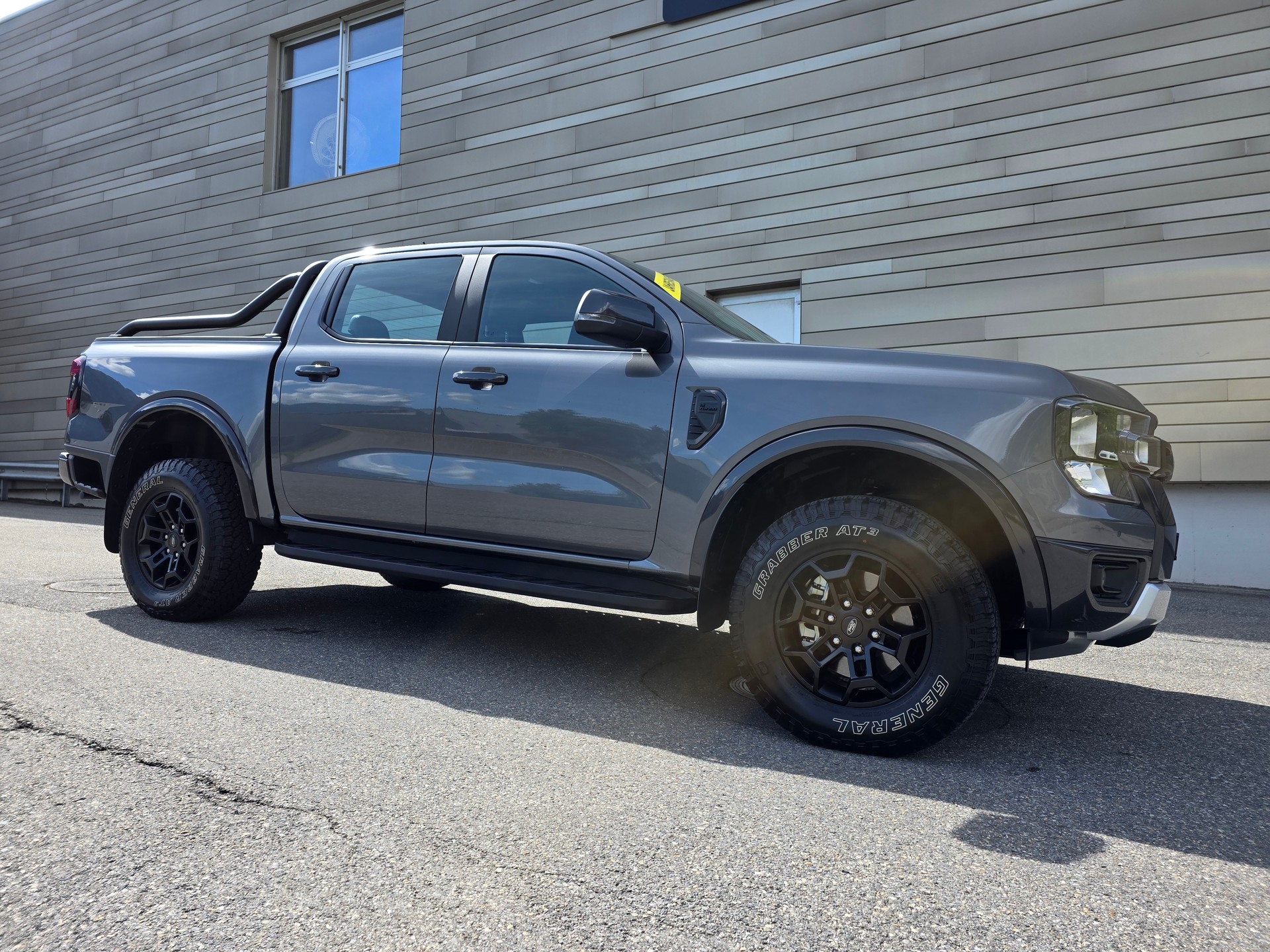 FORD Ranger TREMOR 2.0 Eco Blue 4x4 Automat-showroom-element-3