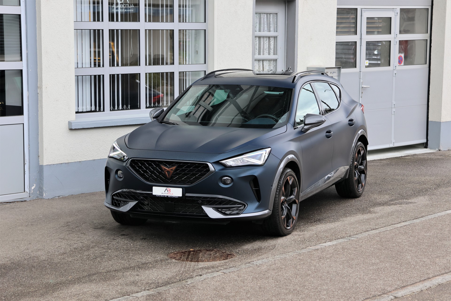 CUPRA Formentor 2.0TSI VZ 4Drive DSG (CH) "Mattepetrol Blue"
