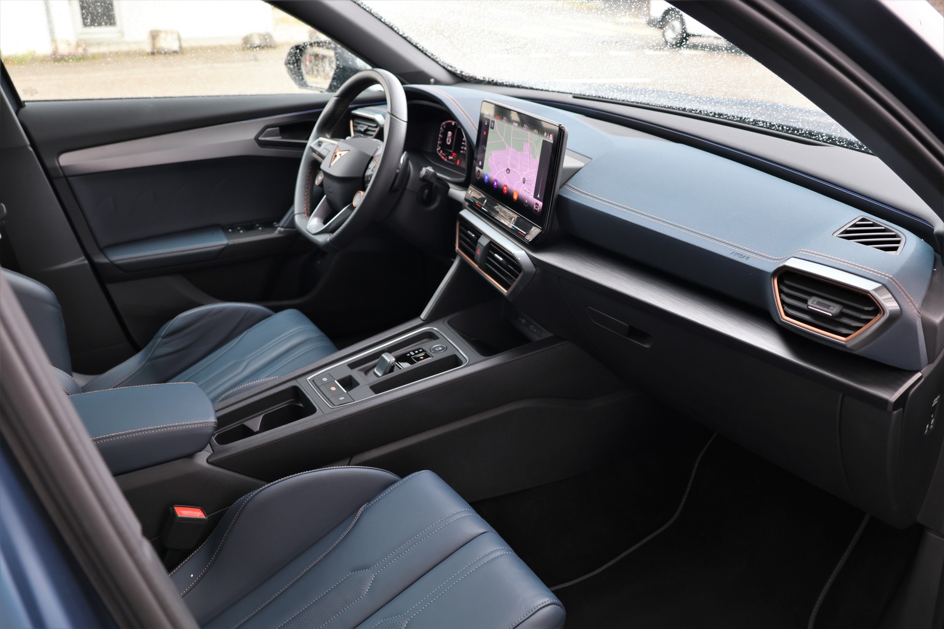 CUPRA Formentor 2.0TSI VZ 4Drive DSG (CH) "Mattepetrol Blue"-image-18