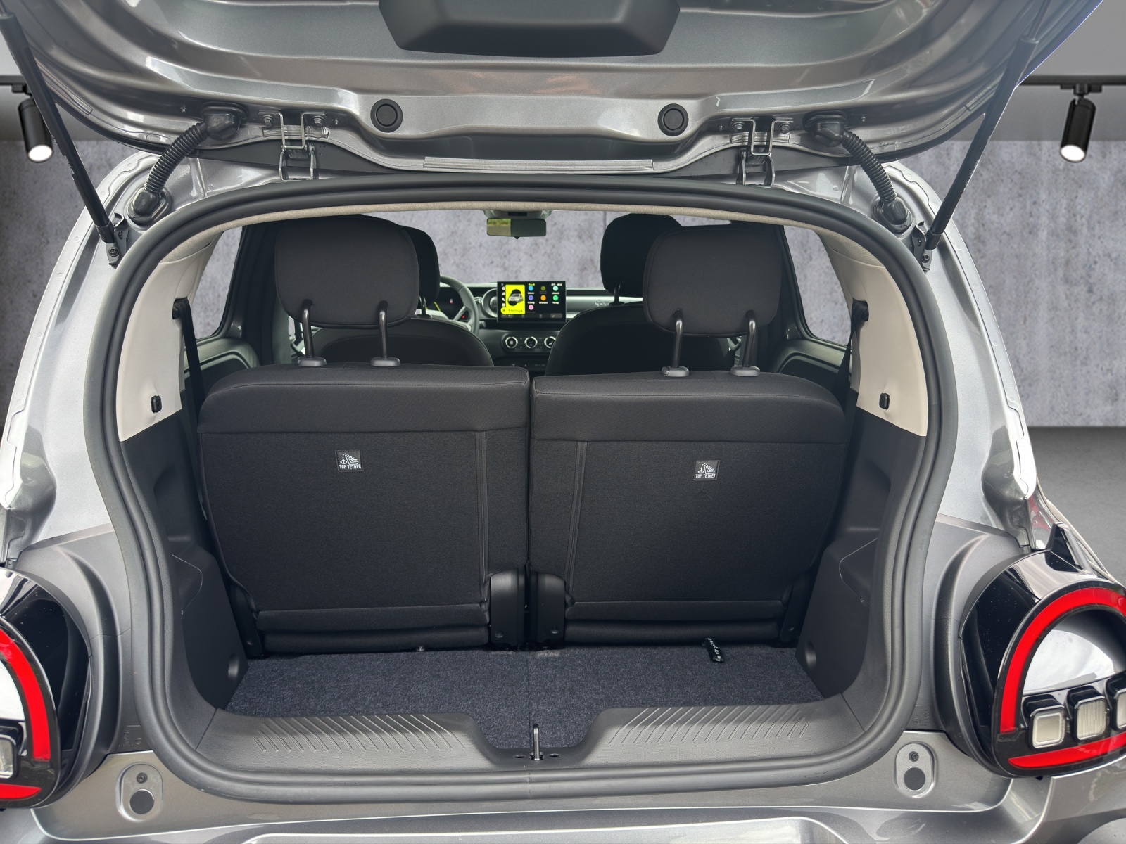 RENAULT Twingo E-Tech 27kWh Techno-image-10