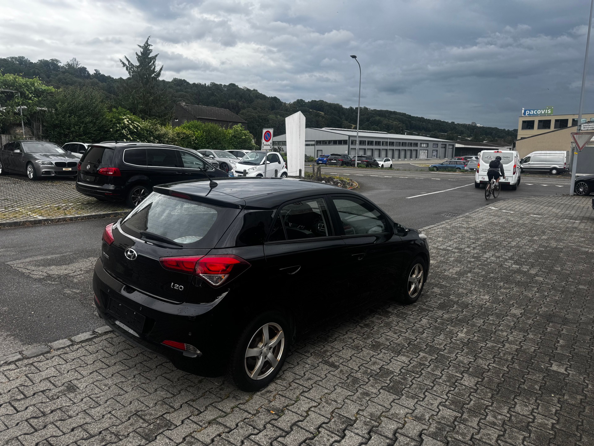 HYUNDAI i20 1.2 Amplia-image-2