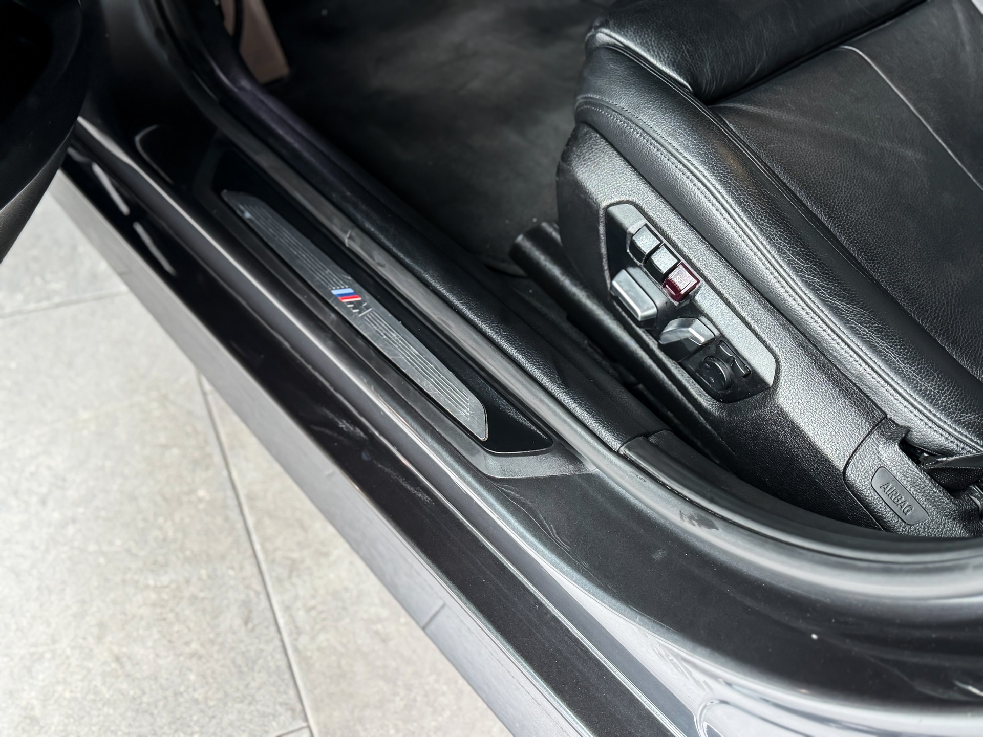 BMW 320d xDrive Touring M Sport Line Steptronic-image-8