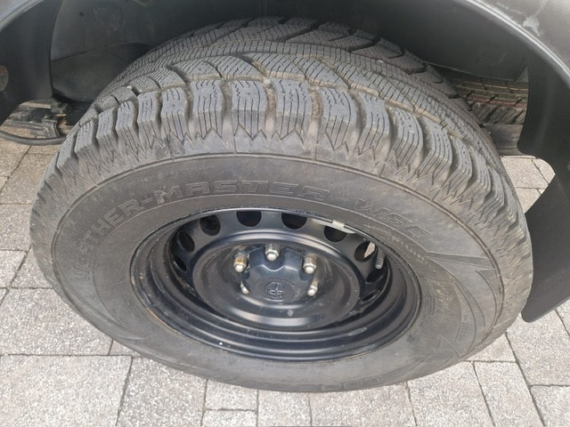 TOYOTA Hilux 2.4D-4D Comfort Extra Cab 4x4 - Ponte Fisso in Alluminio - Doppio Gancio Traino KG. 3500-image-8