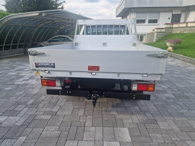 TOYOTA Hilux 2.4D-4D Comfort Extra Cab 4x4 - Ponte Fisso in Alluminio - Doppio Gancio Traino KG. 3500-image-3