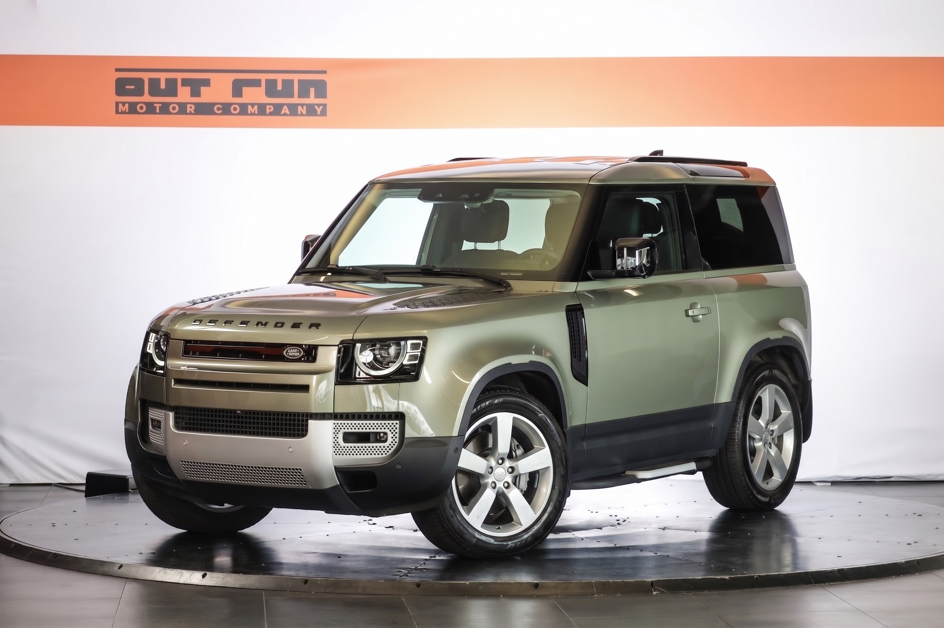 LAND ROVER Defender 90 P400 I6 HSE 3.0 AT8