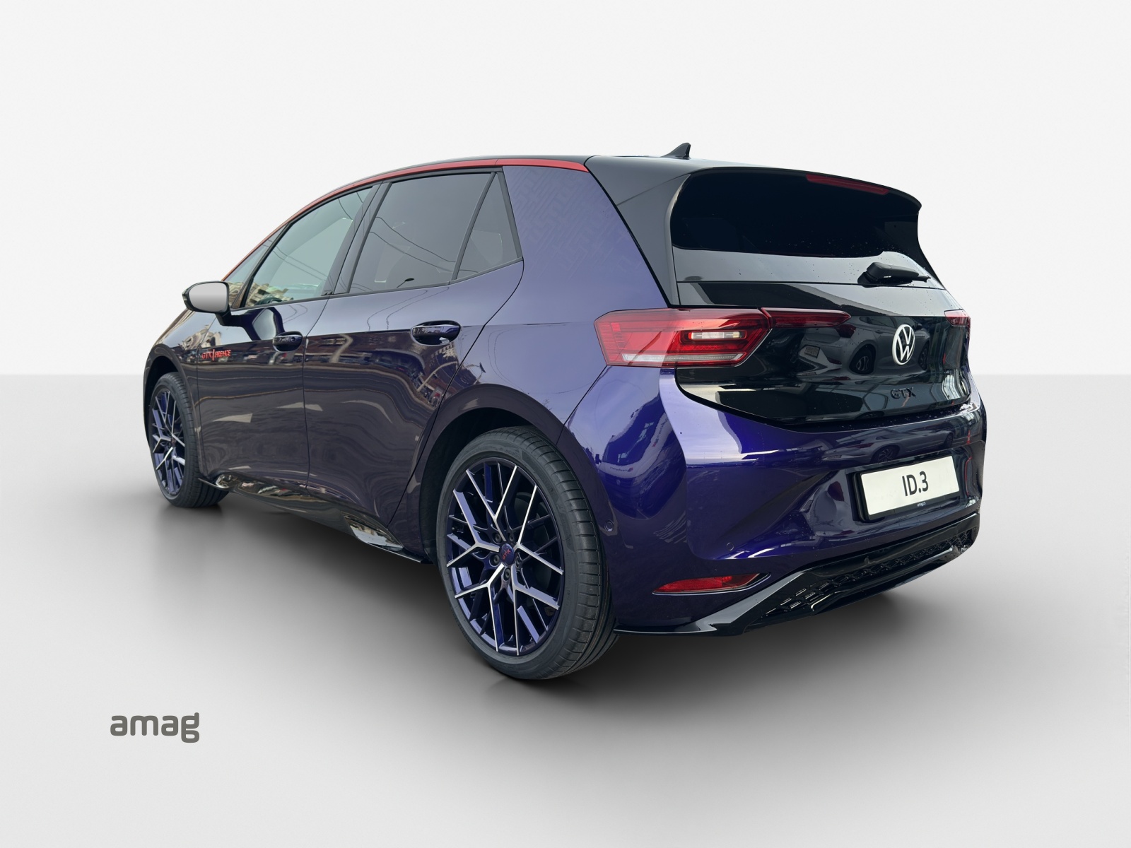 VW ID.3 GTX Performance 79 kWh GTX Fire+Ice-showroom-element-2