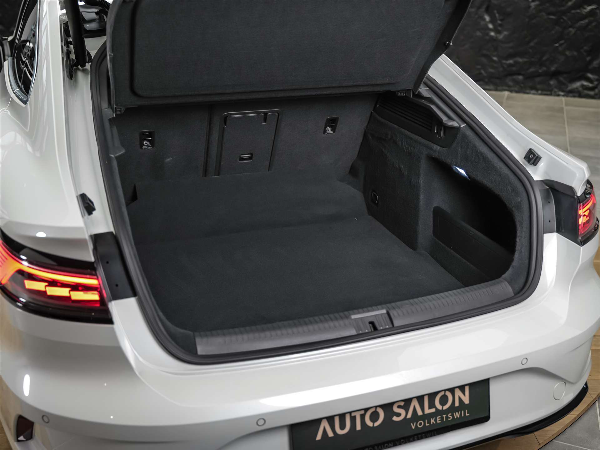 VW Arteon 2.0 TSI R 4Motion DSG *Head Up Display*Nappa Leder*Abstandsregler* Panorama*-image-48