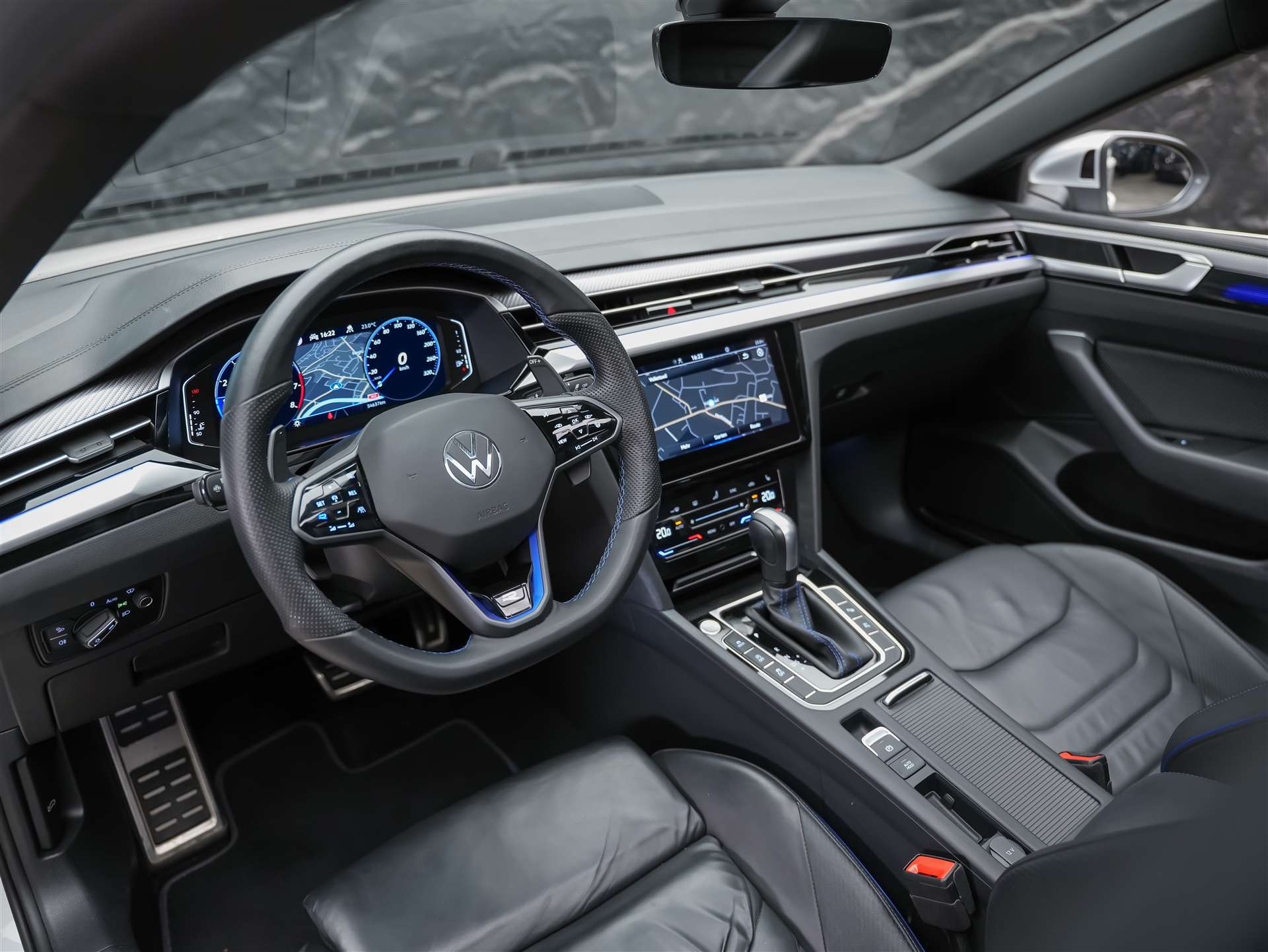 VW Arteon 2.0 TSI R 4Motion DSG *Head Up Display*Nappa Leder*Abstandsregler* Panorama*-image-8