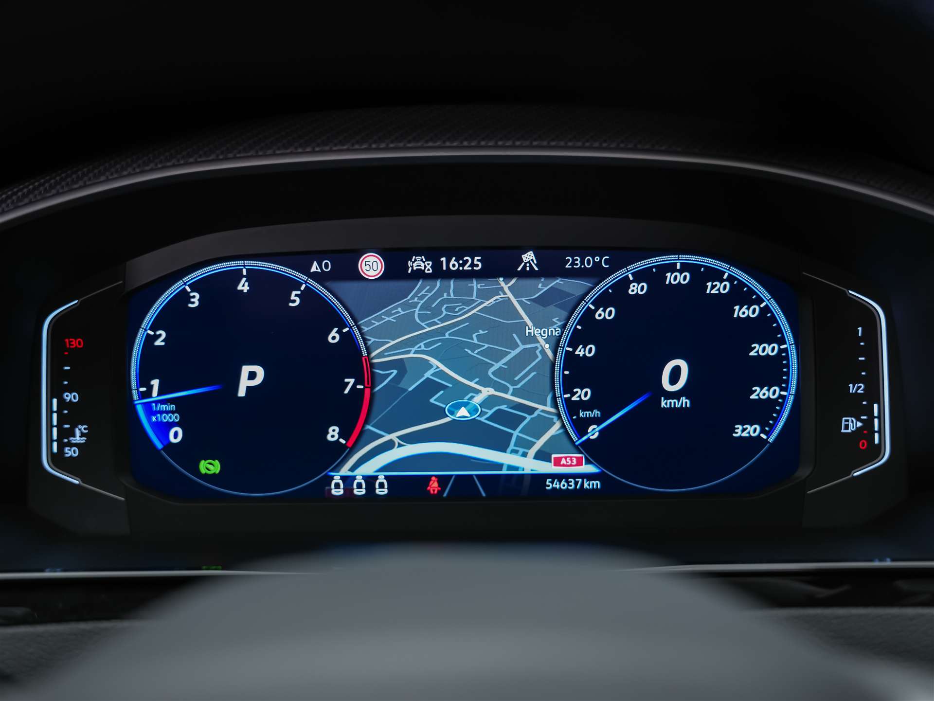 VW Arteon 2.0 TSI R 4Motion DSG *Head Up Display*Nappa Leder*Abstandsregler* Panorama*-image-32